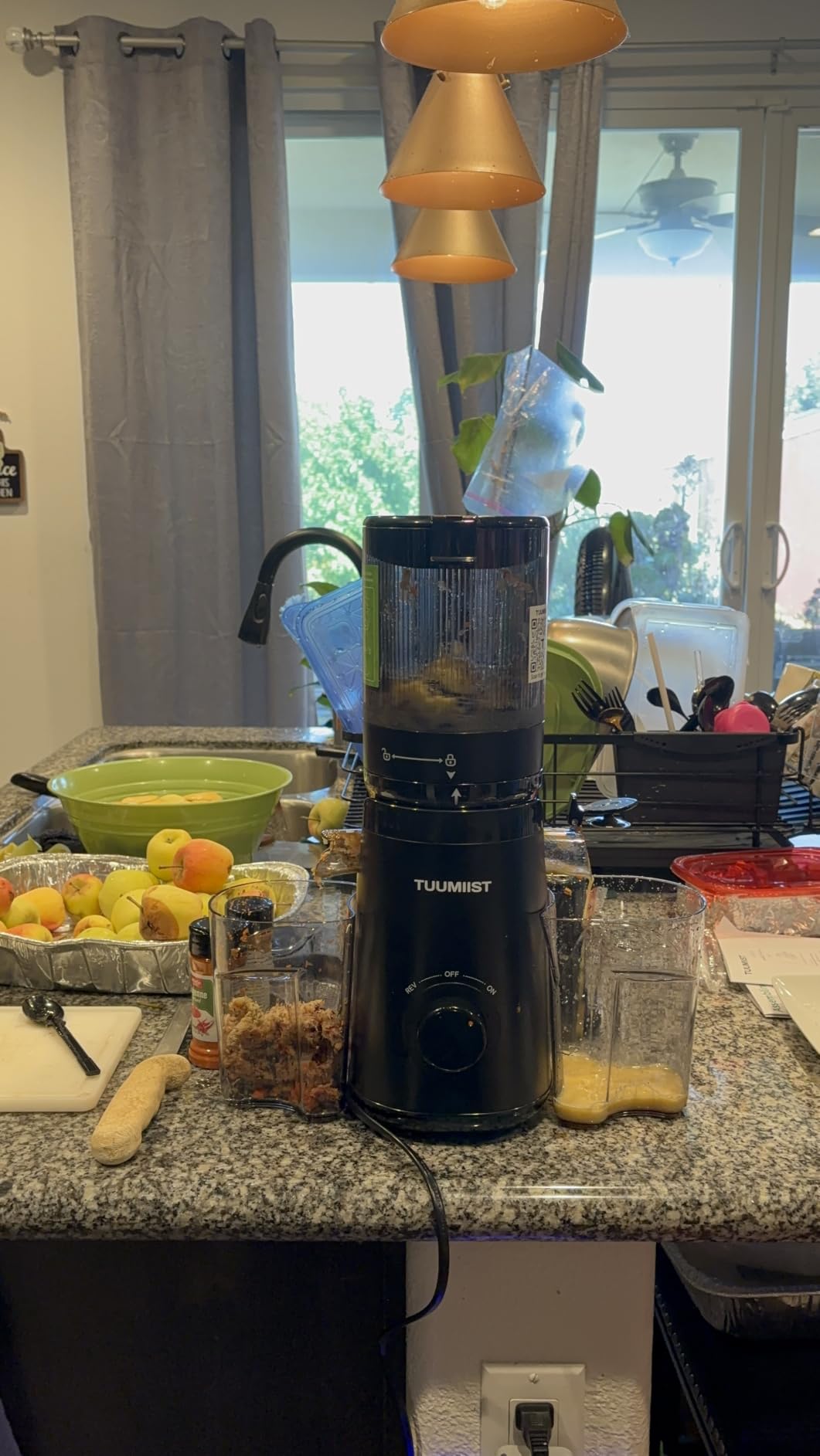 TUUMIIST Juicer Machines, Cold Press Juicer with 5.8