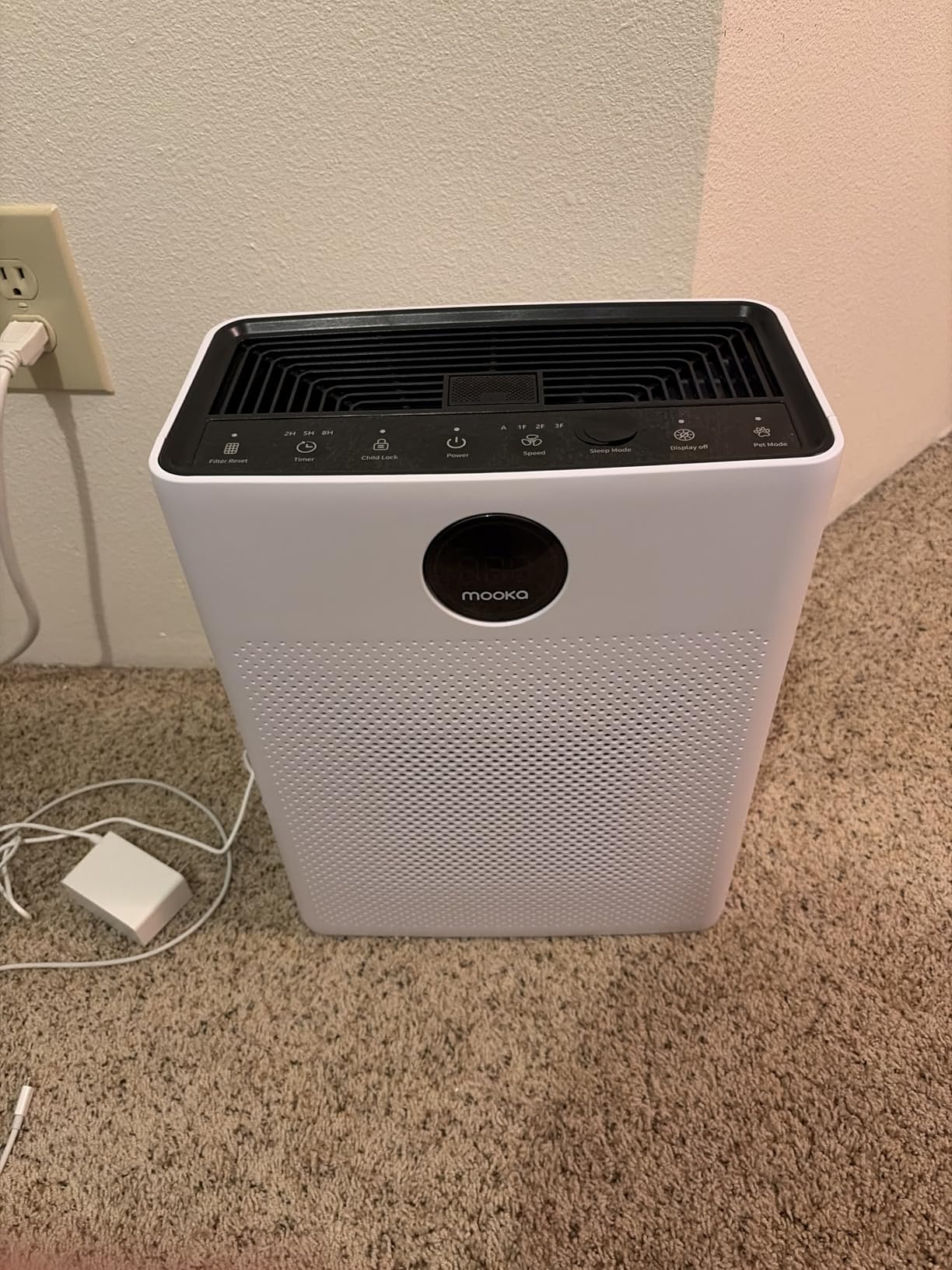 MOOKA Air Purifier for Home Pets with Washable Filter, PM 2.5 Display Air Quality Sensor, 2200sq.ft, Pet Mode Air purifier with 26db Quiet HEPA Sleep Mode, AQI Display, Air Cleaner for Pets Hair Dander, Smoke, Odors, Pollen, PR1 White customer photo 1