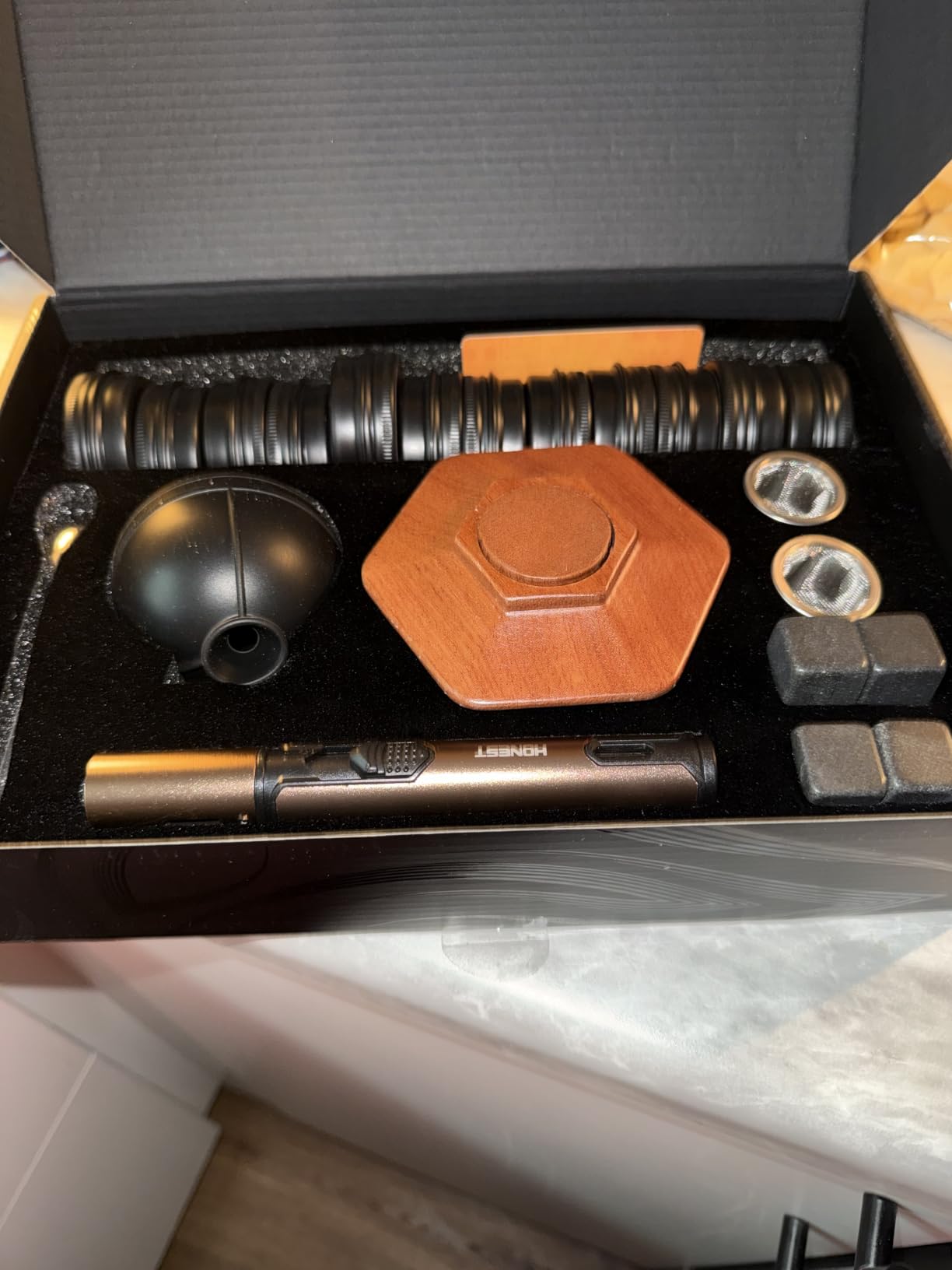 23Pcs Whiskey Smoker Kit with Torch-12 Wood Chips, Ice Ball Mold, Cocktail Smoker Infuser Kit, Old Fashioned Drink Smoker Kit, Birthday Bourbon Whiskey Gifts for Men,Dad,Him, Valentine's Day Gifts customer photo 1