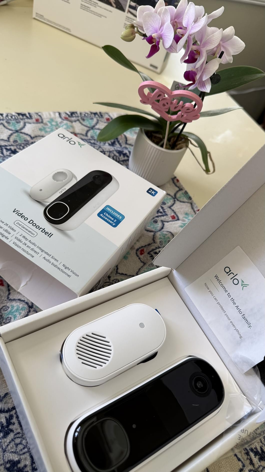 Arlo Video Doorbell 2K (2nd Gen) Wireless or Wired - 1-Cam + Chime | 2K head-to-toe video; Chime audible alerts; Package & person detection; Night vision, 2-way audio; 1-mo Secure plan incl. customer photo 2