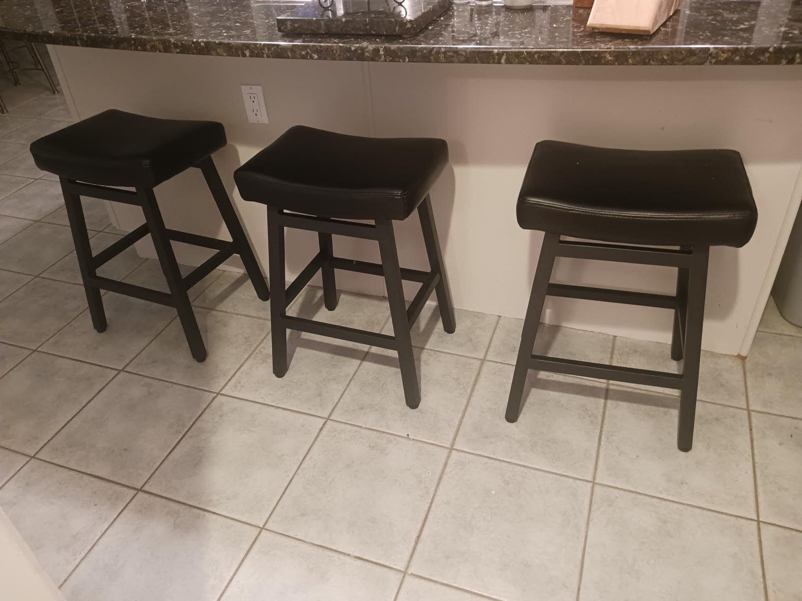 Raynesys 24 Inche Bonded Leather Counter Height Bar Stools Set of 2 Curved customer photo 1