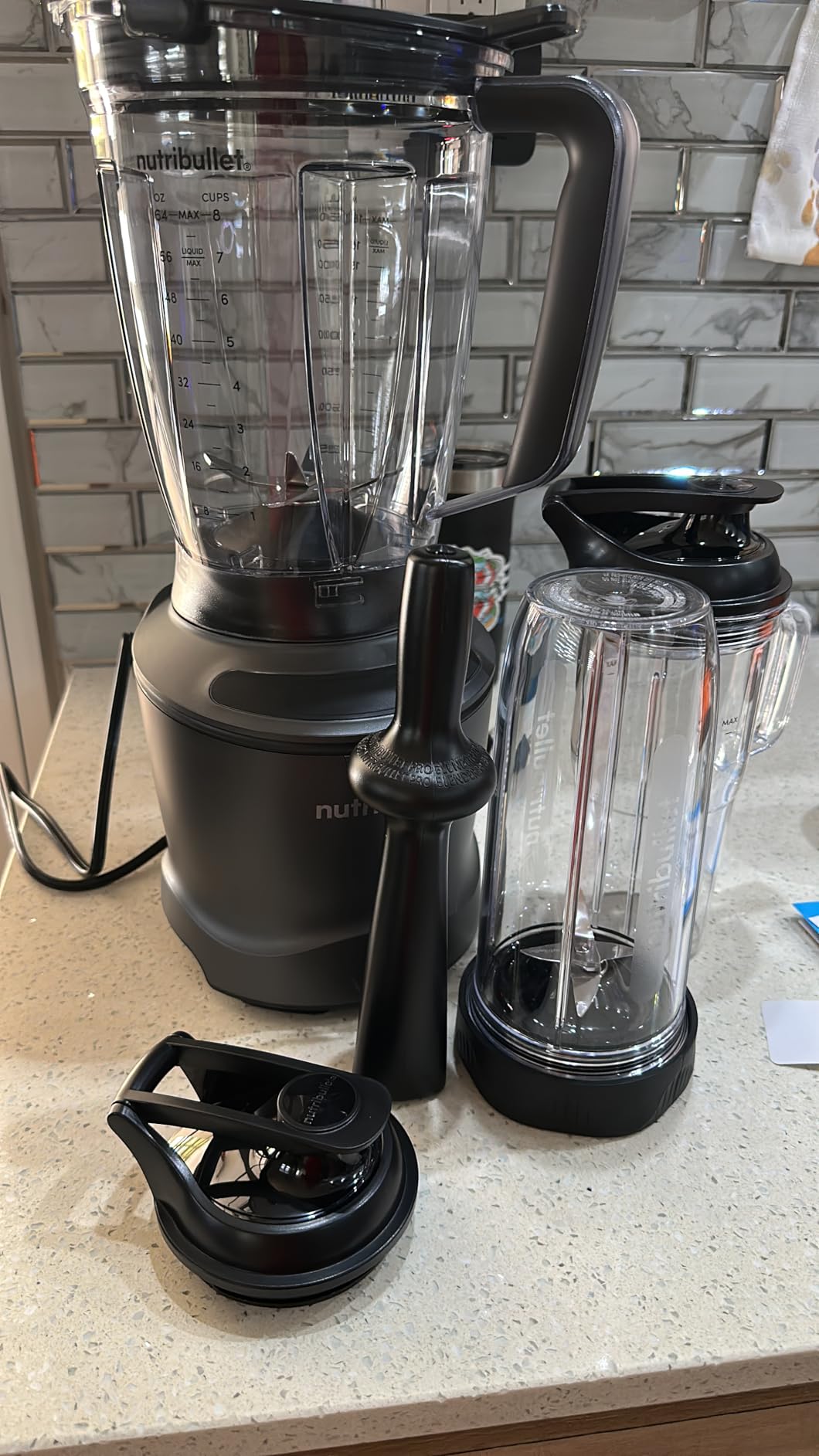 nutribullet SmartSense Blender Combo, 1400W, 64oz Pitcher, 32oz & 24oz Cups, 5-Speed, Smoothies, Ice and Frozen Fruit, Nut Milk, Soup, Matte White, NBF50700AW customer photo 2