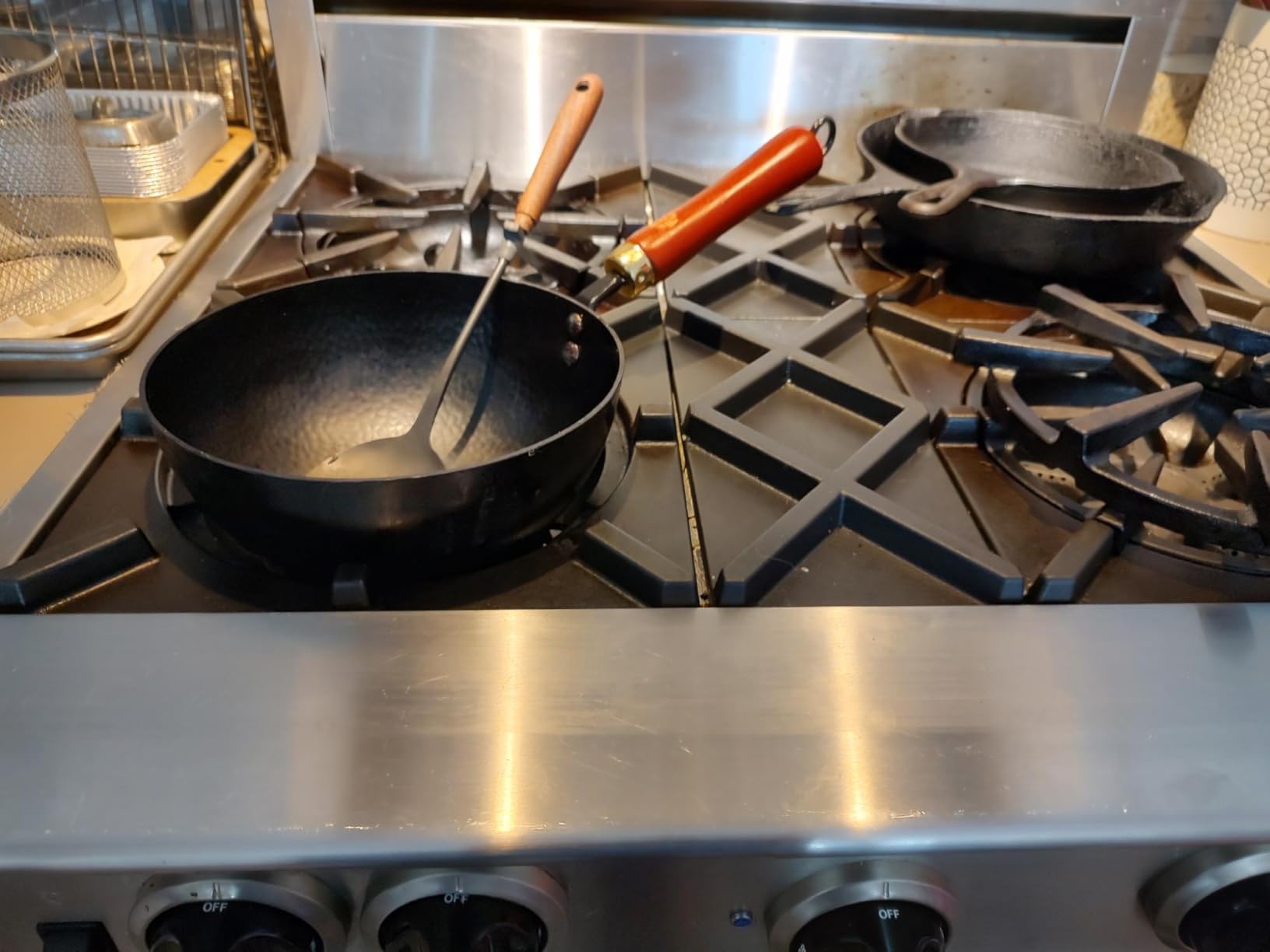 WANGYUANJI 11 Inch Carbon Steel Skillet with Lid-Flat Bottom Frying Pan for Searing & Browning, Nitrided Iron Saute Pan with Removable Handle-Induction Compatible (No Coating, Cooks Crispier & Juicier) customer photo 2