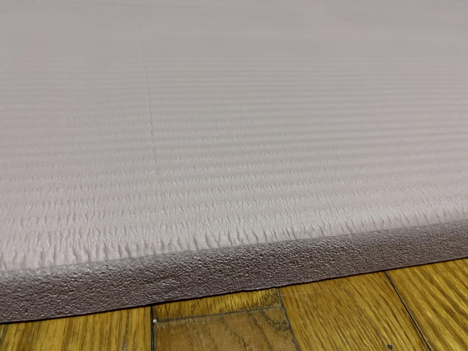 Amazon Basics Extra Thick Exercise Yoga Mat with Carrying Strap customer photo 1