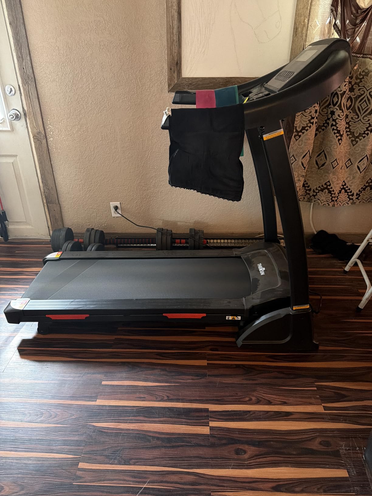 THERUN Incline Treadmill, Treadmills for Running and Walking, 300 lbs Weight Capacity Folding Treadmill with 0-15% Auto Incline, Wide Belt, 3.5 HP, App, Heart Rate customer photo 1