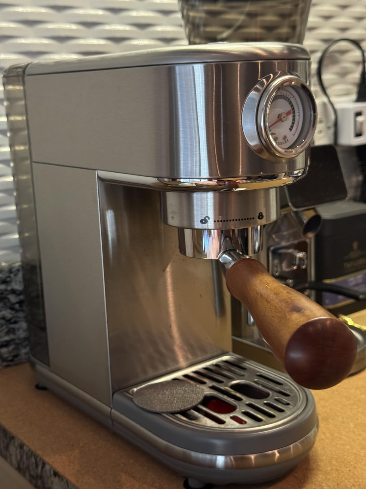 atatix Espresso Machine with Milk Frother, 20 Bar Pressure Espresso Maker | with 44OZ Removable Tank, Compact Stainless Steel Coffee Machine for Home, Office, Latte, Cappuccino, Macchiato, Silver customer photo 1