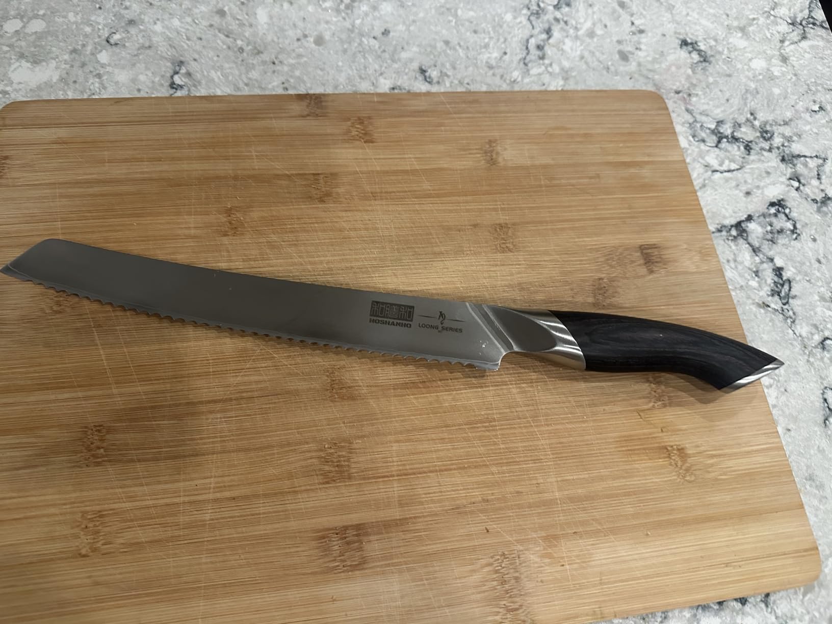 HOSHANHO Bread Knife 10 inch, Ultra Sharp Japanese Serrated Bread Knife | Professional Japanese High Carbon Stainless Steel Bread Cutting Knife for Homemade Bread customer photo 1