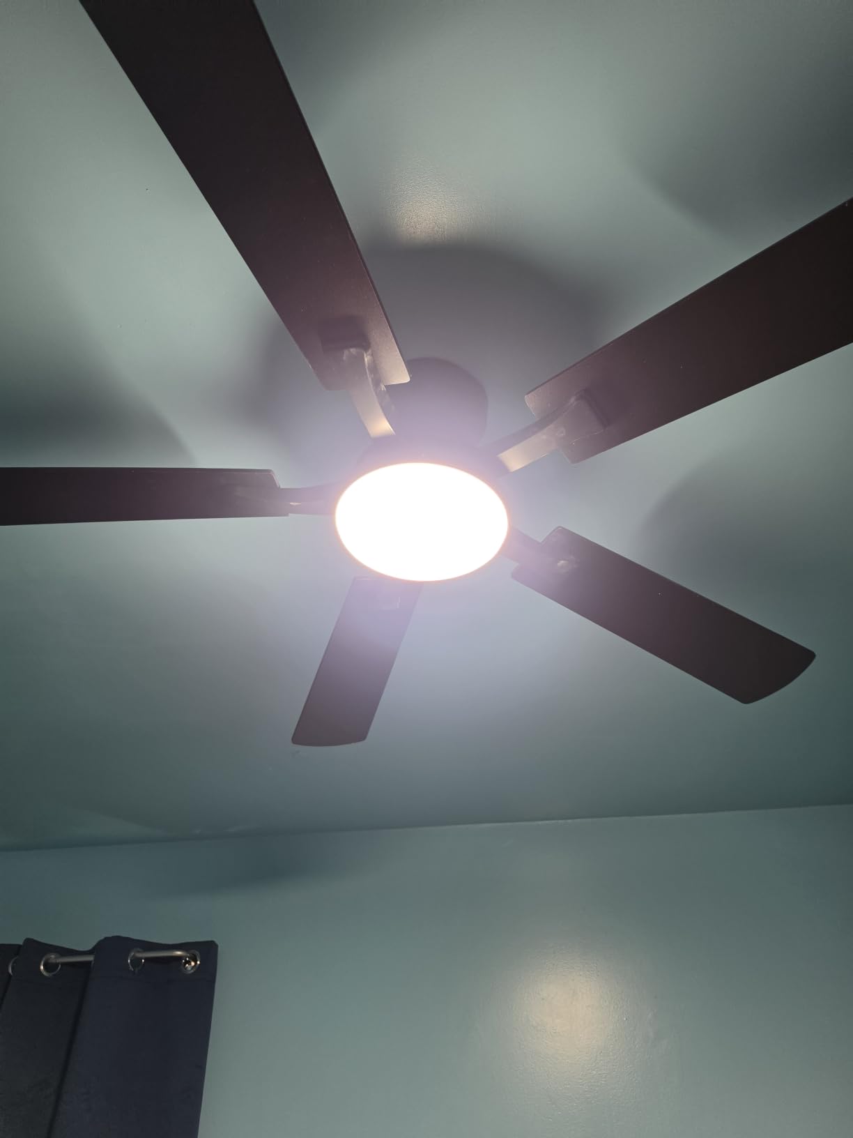 ZMISHIBO 52 Inch Ceiling Fans with Lights, Remote&App Control, Flush Mount | Low Profile, Dimmable 20W LED Light, Quiet Reversible Motor, Strong Airflow, Easy Install for Bedroom/Living Room/Apt, Black customer photo 2