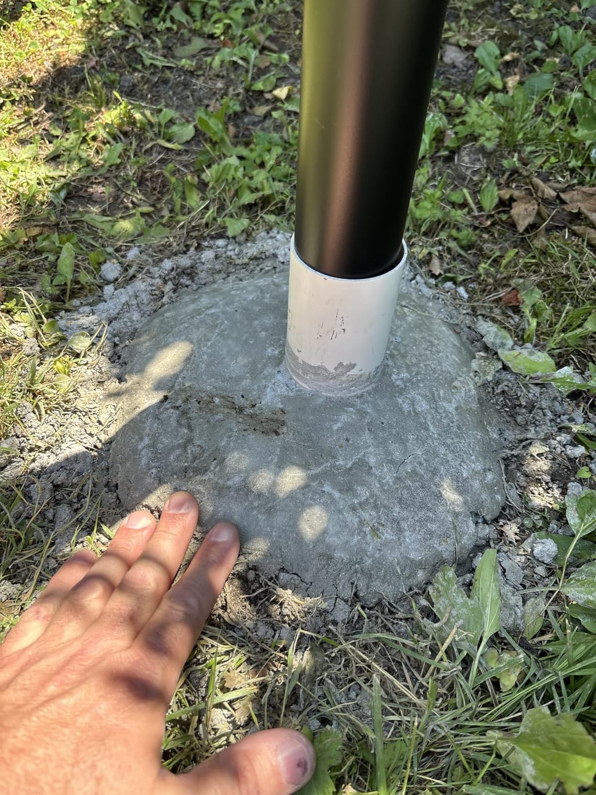 20FT Heavy Duty Tapered Flag Pole Kit, 100MPH Tested Outside House, Tapered Design For Wind Resistance, 13-Gauge Rust-Resistant Aluminum Flagpole, Fly 2 Flags, Complete Hardware, Easy Install customer photo 1