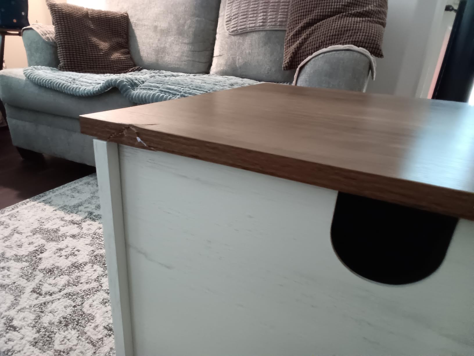 VASAGLE Farmhouse TV Stand for 65'' TV, Media Console, Sliding Barn Doors | Entertainment Center with Storage Cabinets, for Living Room, Rustic White and Honey Brown, HAINS Collection ULTV535W01 customer photo 2