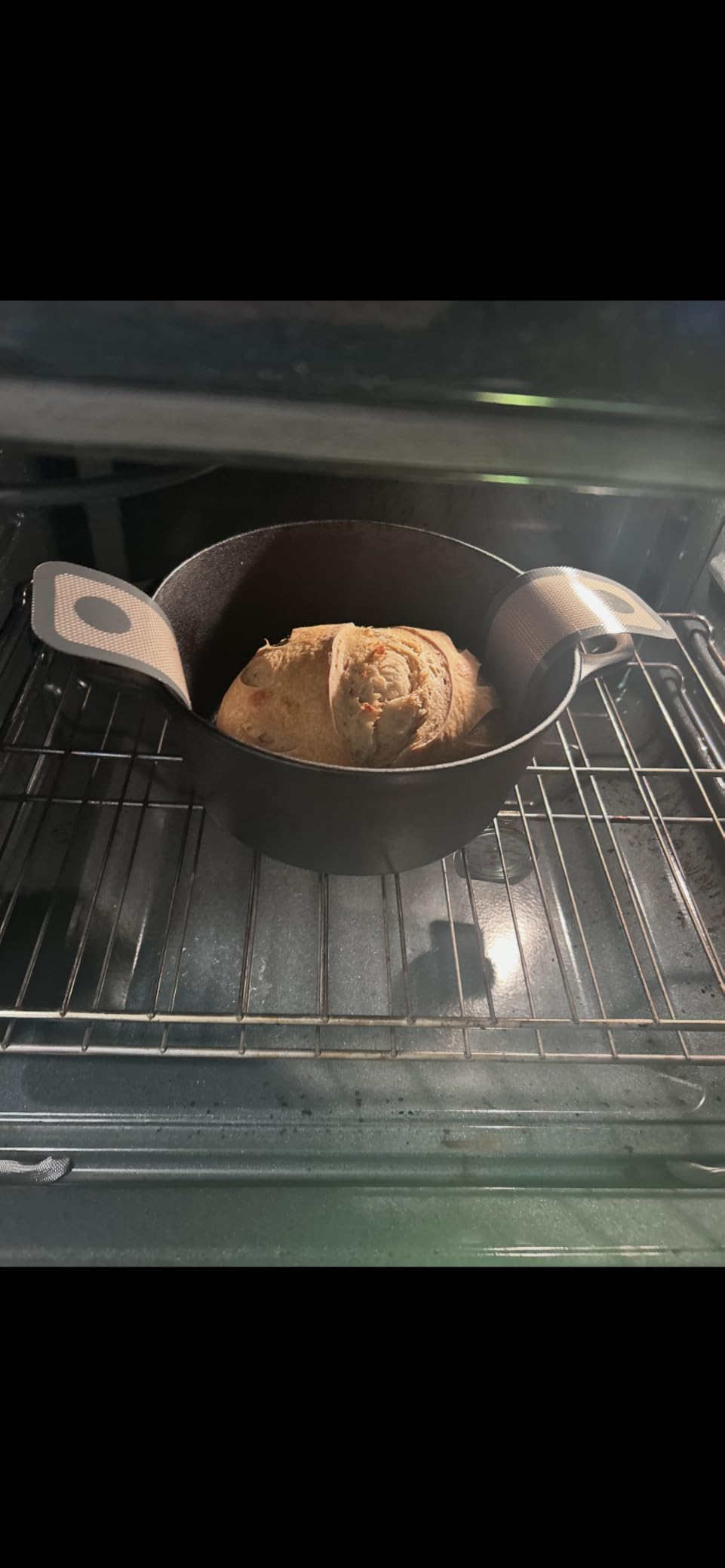 EDGING CASTING Pre-Seasoned Cast Iron Dutch Oven Pot with Skillet Lid Cooking Pan, 2-in-1 Sourdough Bread Baking Pan with Proofing Basket and Baking Supplies, 5QT customer photo 1