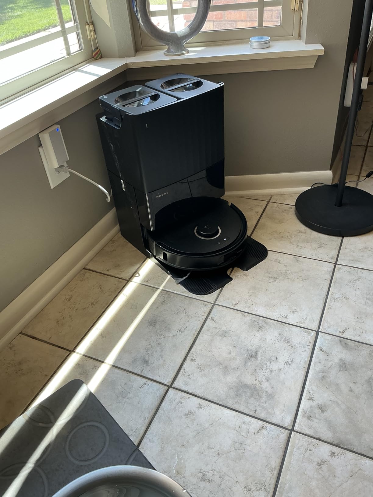 roborock Qrevo S5V Robot Vacuum and Mop, FlexiArm Edge Mopping | 12,000Pa, Dual Zero-Tangle System, Smart Obstacle Avoidance, 10mm Mop Lifting, Auto Mop Washing&Drying, Self-Emptying customer photo 1