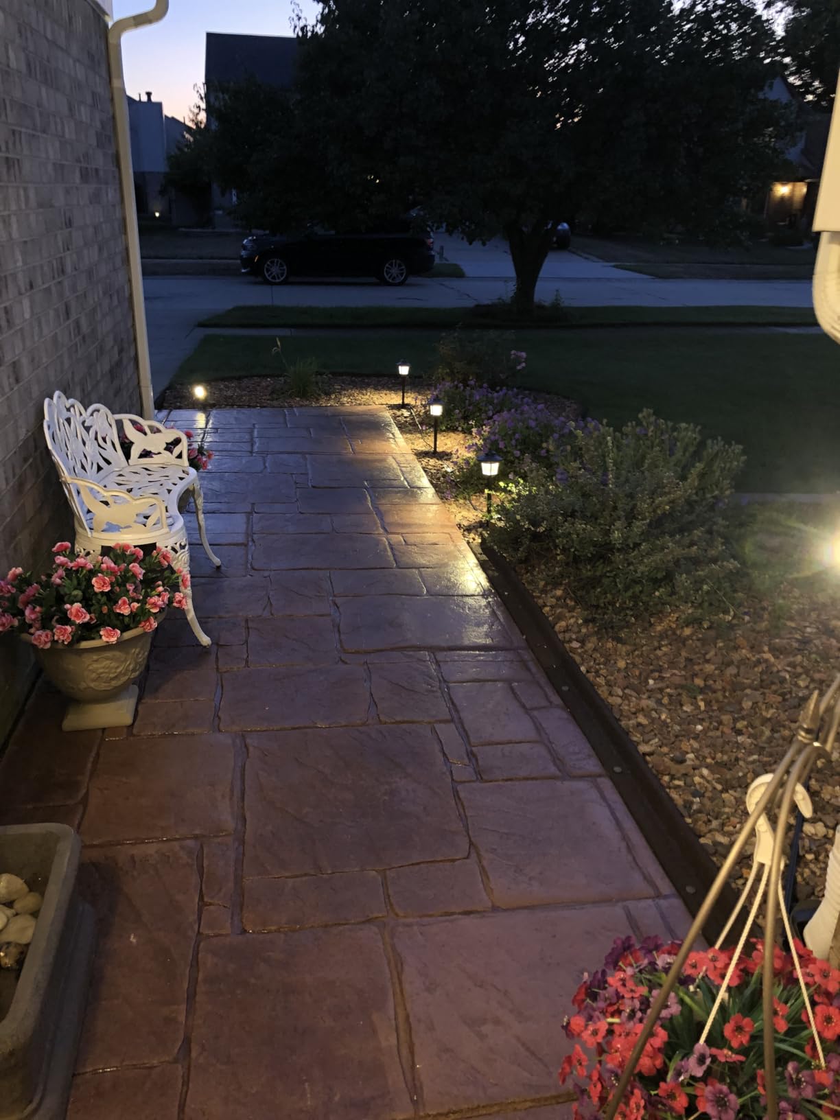 EDISHINE 3W 120LM LED Pathway Lights & 3.2W 240LM Spotlights Kit | 12V Outdoor Landscape Lighting with Connectors, Aluminum, Waterproof for Yard, Path, Garden customer photo 1