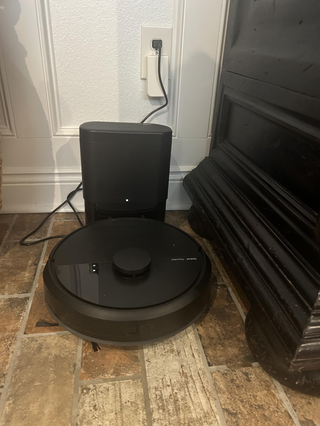 iRobot Roomba 105 Combo Robot Vacuum & Mop with AutoEmpty Dock - Self-Empties for 75 Days, Intense Power-Lifting Suction, LiDAR Navigation, Multiple Cleaning Modes, Avoids Mopping Carpet | Up to 75-day capacity, intense suction, LiDAR navigation, multiple cleaning modes customer photo 2