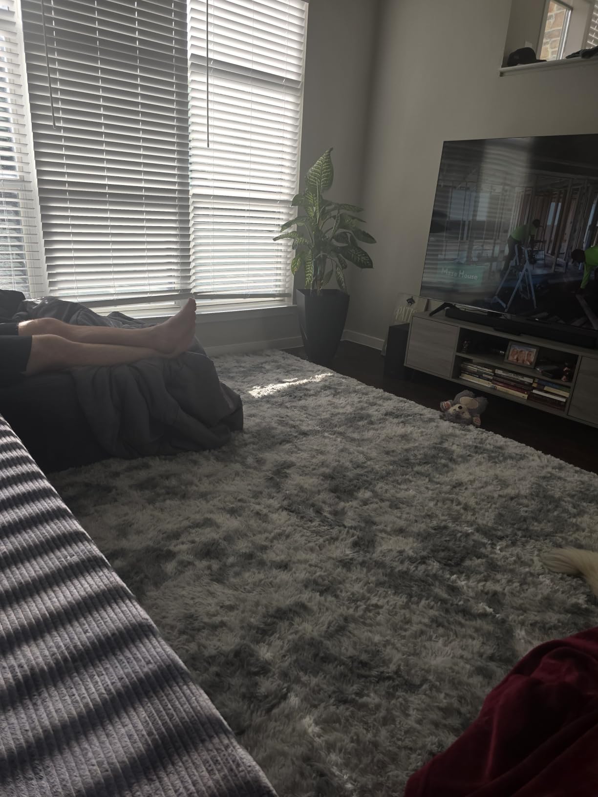 6x9 Ft Large Shag Rugs for Living Room Decor, Tie-Dyed Ultra Soft Fluffy Furry Area Rugs for Bedroom Indoor Floor, Aesthetic Carpet for Kids Home (Dark Grey) customer photo 2