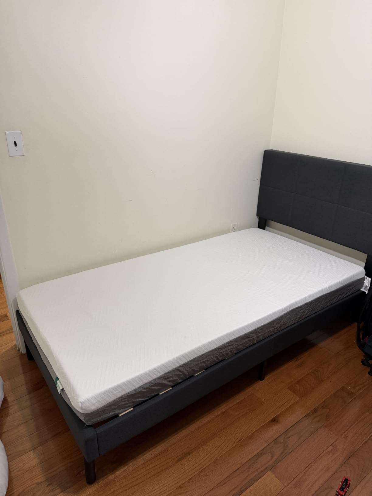 Novilla Bliss Mattress King Size, 14 Inch Gel King Memory Foam Mattress | Cooling Comfort & Pressure Relieving, Target Zoned Support for Back Pain Relief, CertiPUR US Certified Foams customer photo 1