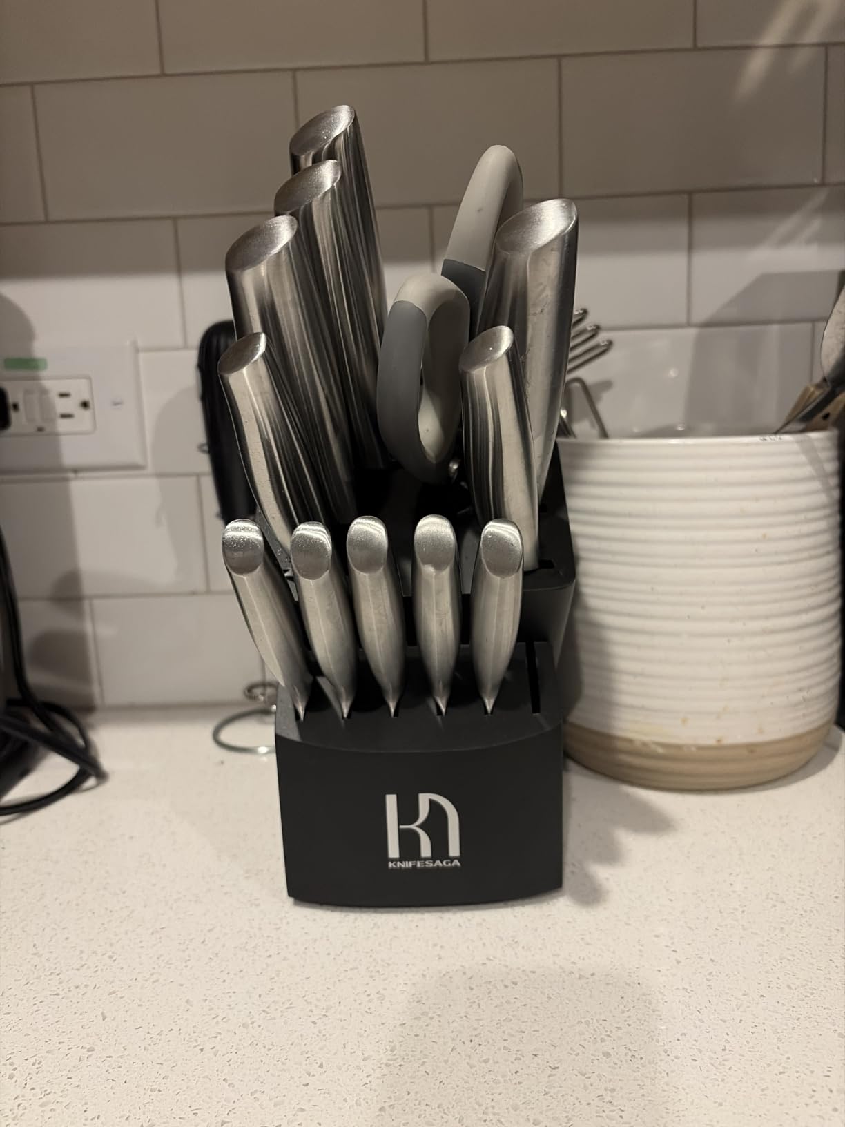 KnifeSaga 14 Pcs Kitchen Knife Set, Premium, Razor Sharp, Japanese Steel | Innovative Steel, High Carbon Stainless, Enduring Sharpness, Ergonomic Handle, Quality Acacia Wood Block, Built-in Sharpener customer photo 1