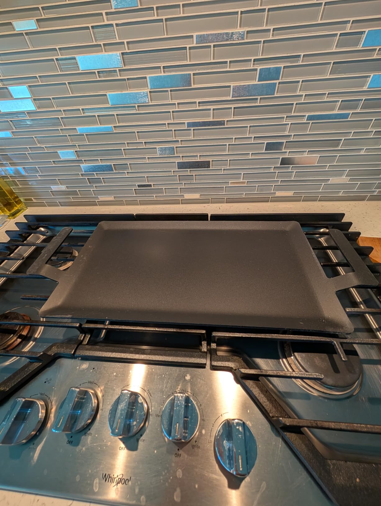 Universal Large Carbon Steel Griddle for Outdoor Gas Grill, Induction, Gas/Electric Stove, and Oven, Double Burner Griddle Comes with Grill Press, Pre-seasoned Nitride Coating Process customer photo 1