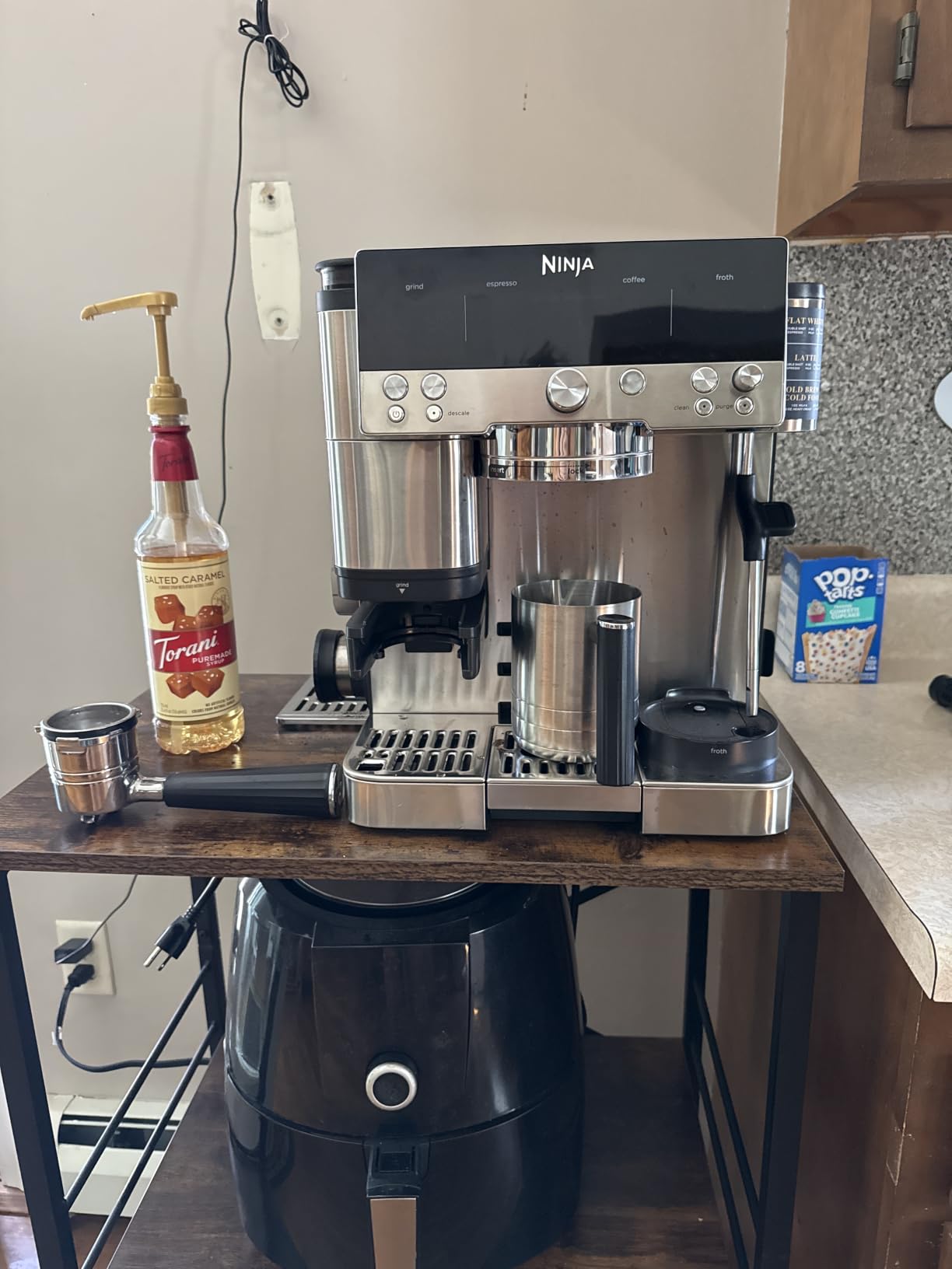 Ninja Luxe Café Premier Espresso & Rapid Cold Brew, Gunmetal, ES601GM | Drip Coffee, Built-in Coffee Grinder, Hands-Free Milk Frother, Assisted Tamper for Cappuccinos & Lattes customer photo 1
