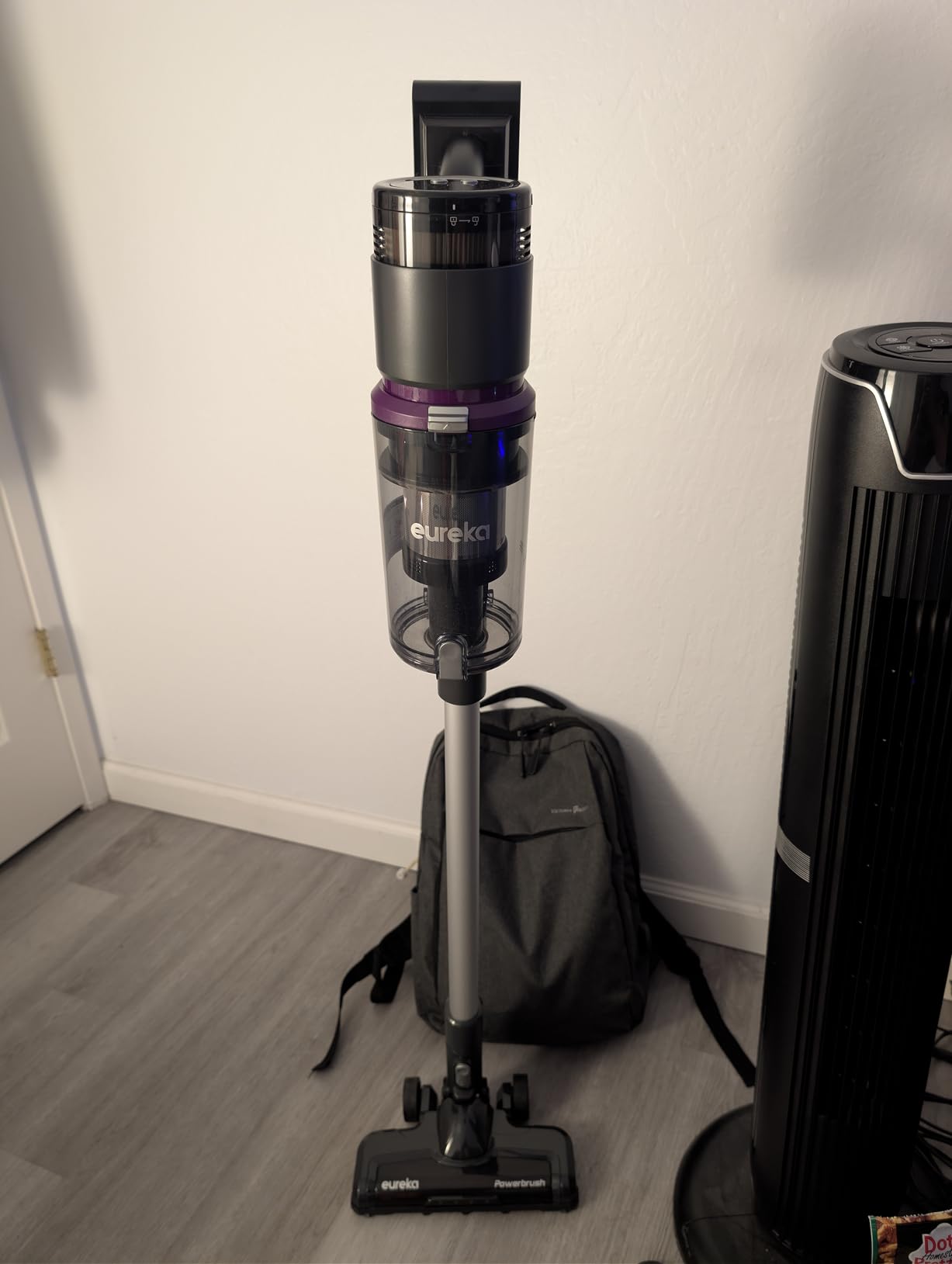 Eureka ReactiClean 200W Lightweight Cordless Stick Vacuum, NEC410BK | 5.5 lbs Lightweight, Detachable Battery, Up to 50-Min Runtime, Tangle-Resistant Brush, For Pet Hair, Hardwood & Carpet, Black customer photo 1