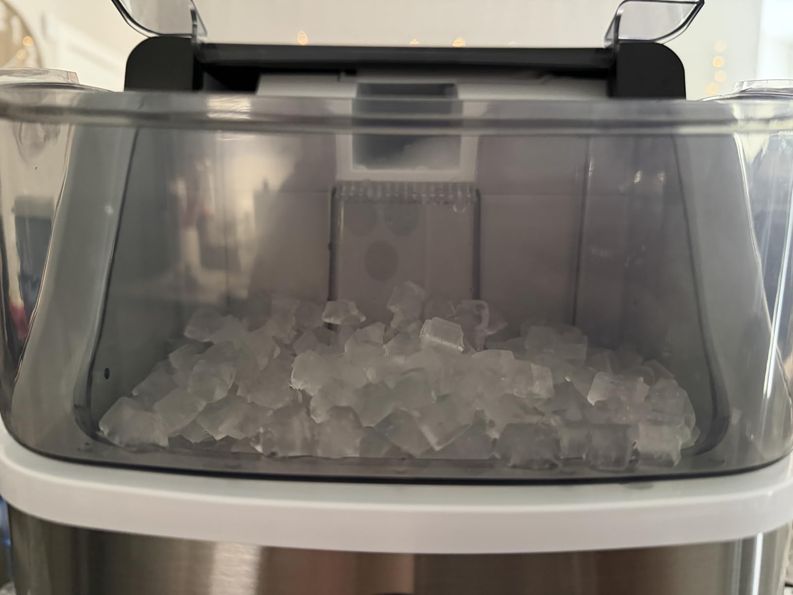 Kismile Nugget Ice Makers Countertop,Portable Ice Machine with Crushed Ice, 35lbs/Day,Self-Cleaning,One-Click Operation for Home Use(Silver) customer photo 2