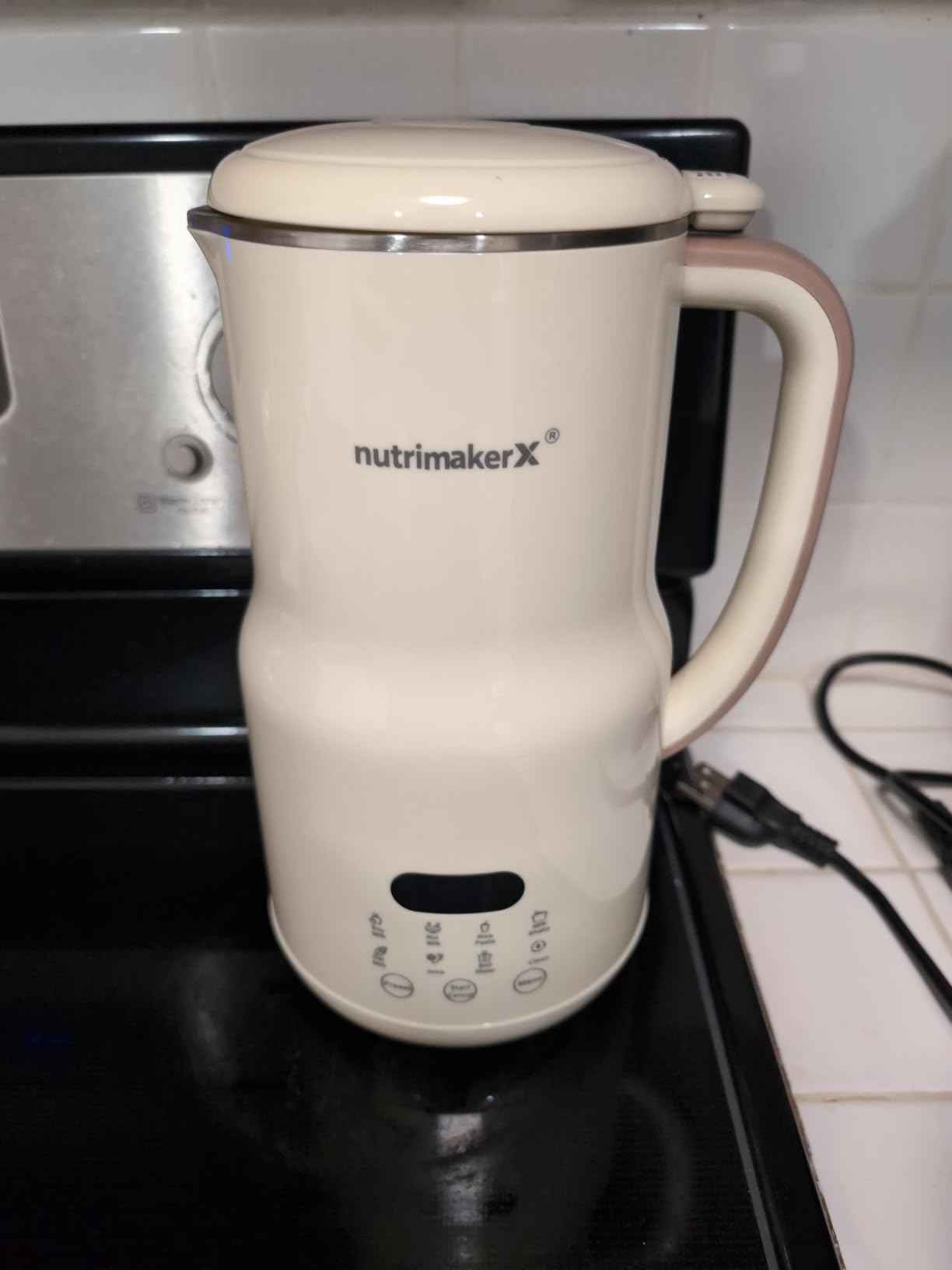 8-in-1 Automatic Nut Milk Maker Blender, 40.6oz Homemade Almond, Oat, Coconut, Soy, Plant-Based & Non-Dairy Milks, Soybean Machine with Delay Start, Keep Warm, Self-Cleaning & Boil Water Functions customer photo 2