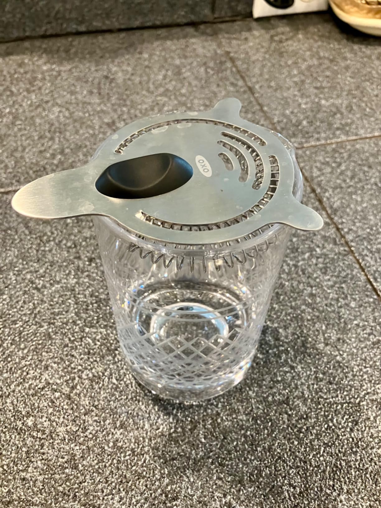 barillio 24 Oz Crystal Cocktail Mixing Glass | Seamless Lead-Free Crystal, Weighted Base Stirring Pitcher customer photo 1