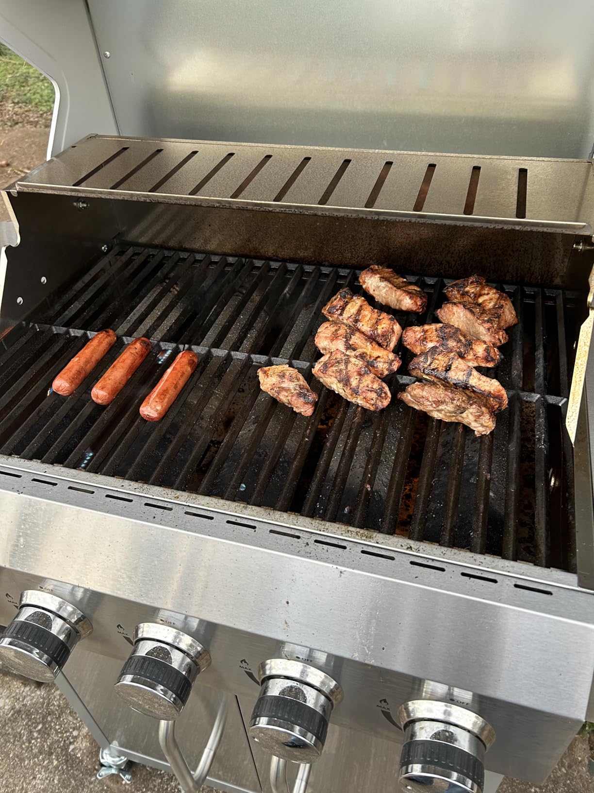 Bestfire 68,000 BTU 5 Burner Propane Gas Grill with Side Burner - Professional-Grade Stainless Steel Outdoor BBQ Grill - 647 sq in Cooking Space & Porcelain Cast Iron Grates - Patio Cart Design for Backyard customer photo 1