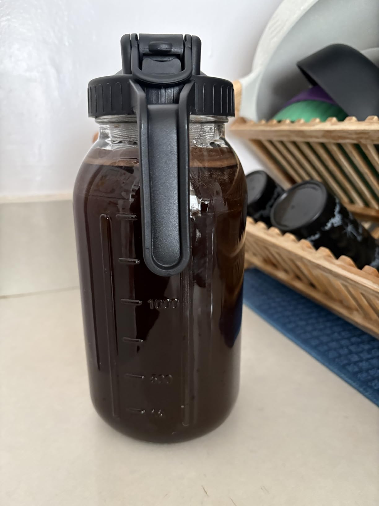 Cold Brew Coffee Maker, 64oz Cold Brew Pitcher with Stainless Steel Filter & Coffee Mat, Glass Cold Brew Mason Jar with Airtight Lid, Cold Brew Brewer Kit Tea Infuser Pitcher, Gifts for Coffee Lovers customer photo 2