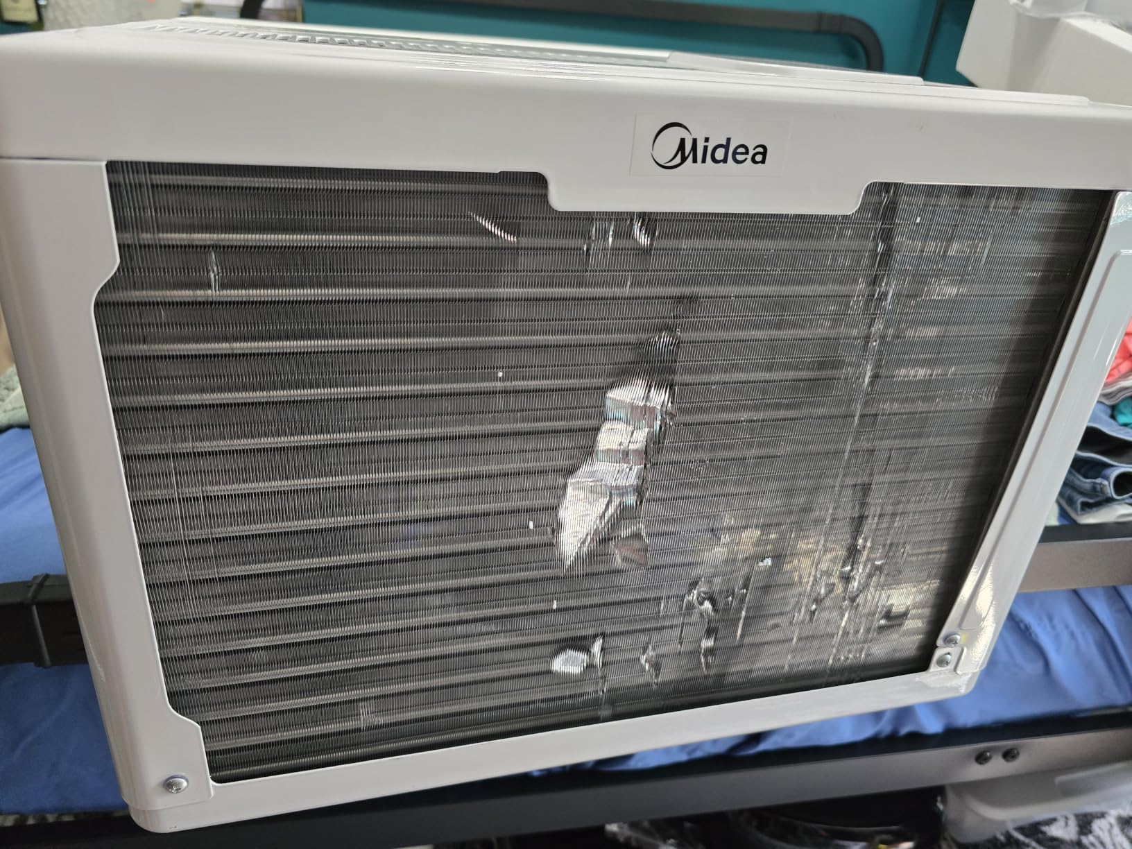 Midea 8,000 BTU U-Shaped Smart Inverter Window AC, Cools 350 Sq Ft, Ultra Quiet, Alexa/Google Compatible, 37% Energy Savings customer photo 2