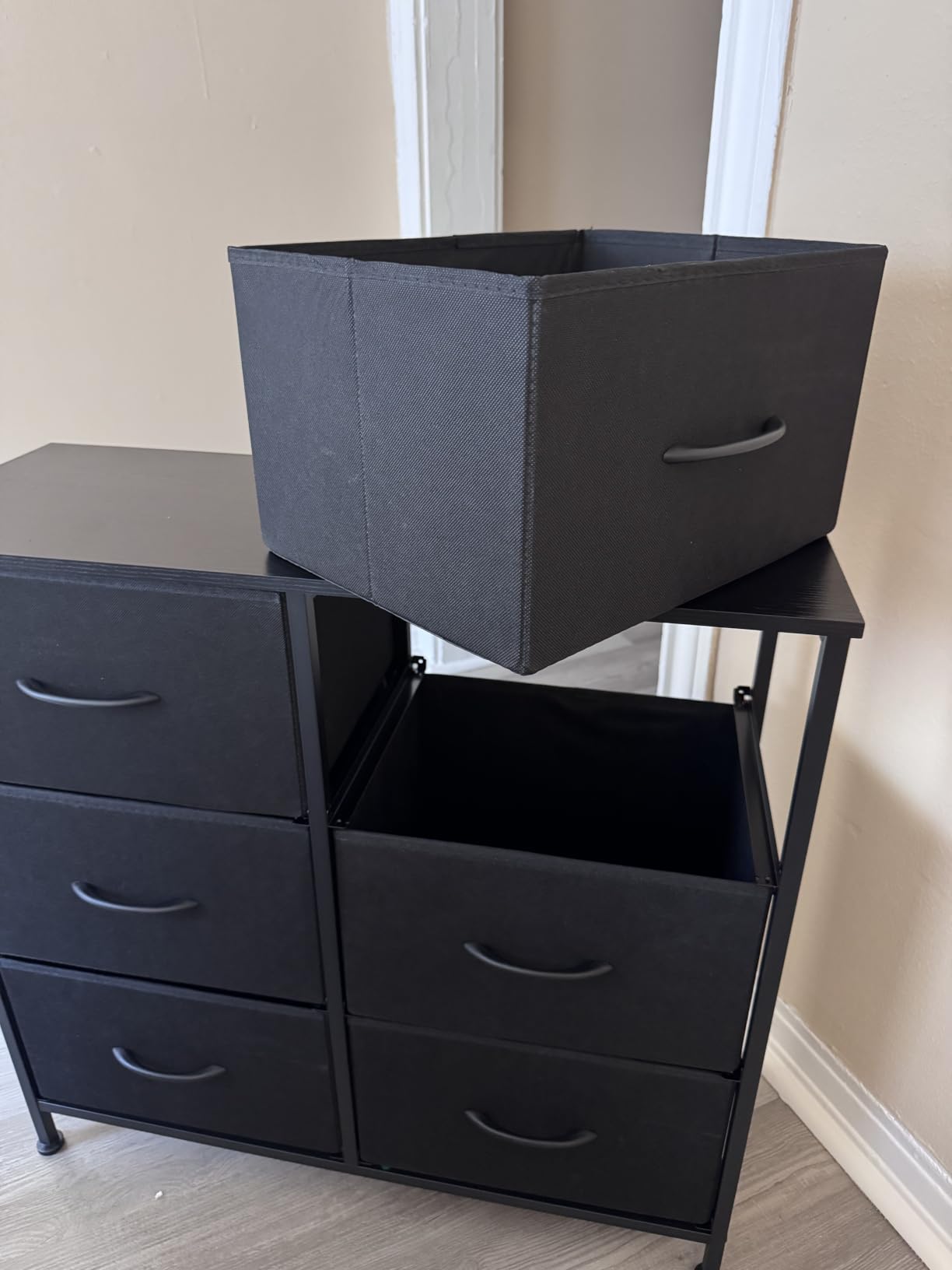 SONGMICS Dresser for Bedroom, Wide Dresser with 9 Fabric Drawers, Chest of Drawers with Steel Frame customer photo 1