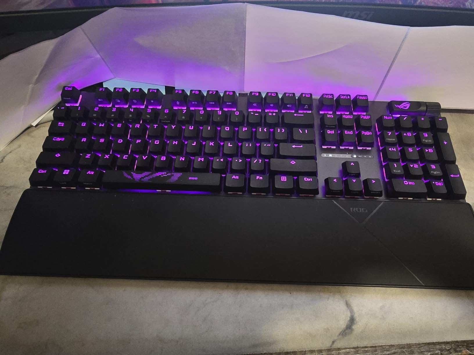 ASUS ROG Strix Scope II X Wired USB Mechanical Gaming Keyboard - 100% Full-Size, Hot Swappable Pre-lubed ROG NX Snow V2 Linear Switches, PBT Keycaps, RGB, PC/Mac Support - Black customer photo 1