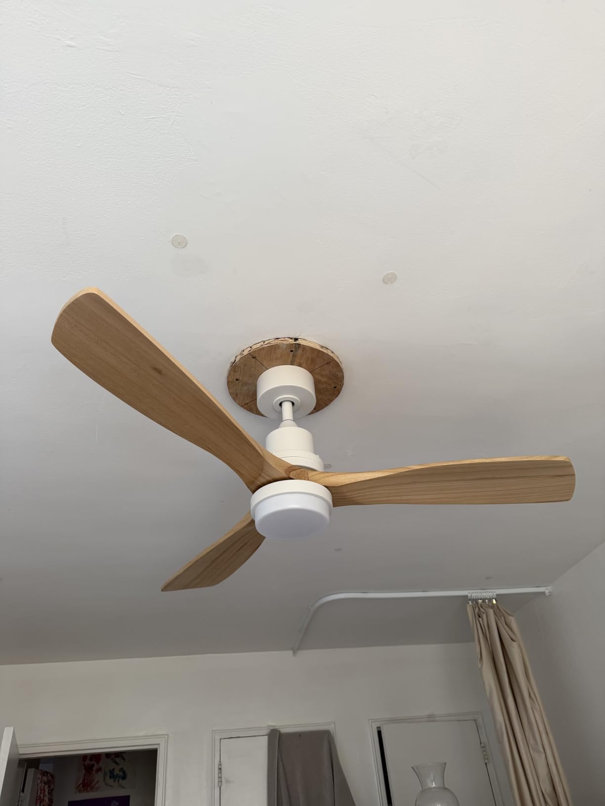 Sofucor 52 Inch Smart Wood Ceiling Fans with Lights and Remote, APP Control | Work with Alexa/Google, Modern, Quiet Reversible DC Motor, 3CCT Dimmable, Indoor/Outdoor/Bedroom/Living Room/Patio, Brown customer photo 2
