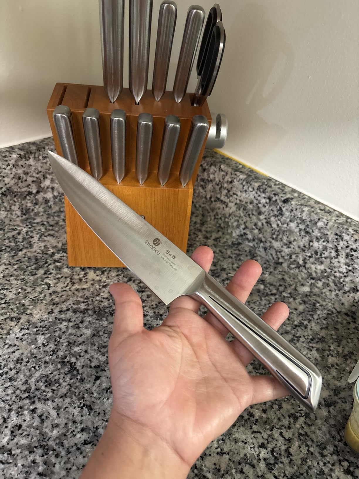imarku Bread Knife 10 Inch: Japanese High Carbon Stainless Steel | Professional Grade Serrated Bread Knife, Razor Sharp Edge Cake Knife for Homemade Bread Bagels Cake, Stainless Steel Handle customer photo 2