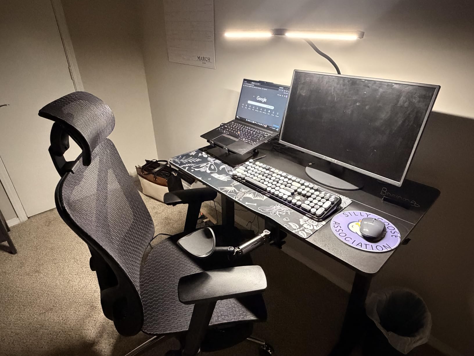 GABRYLLY Ergonomic Office Chair with Footrest, 135° Reclining Desk Chair with Adjustable Lumbar Support, 3D Armrest, Headrest & Large Steel Base, 300LBS Heavy Duty Mesh Chair customer photo 1