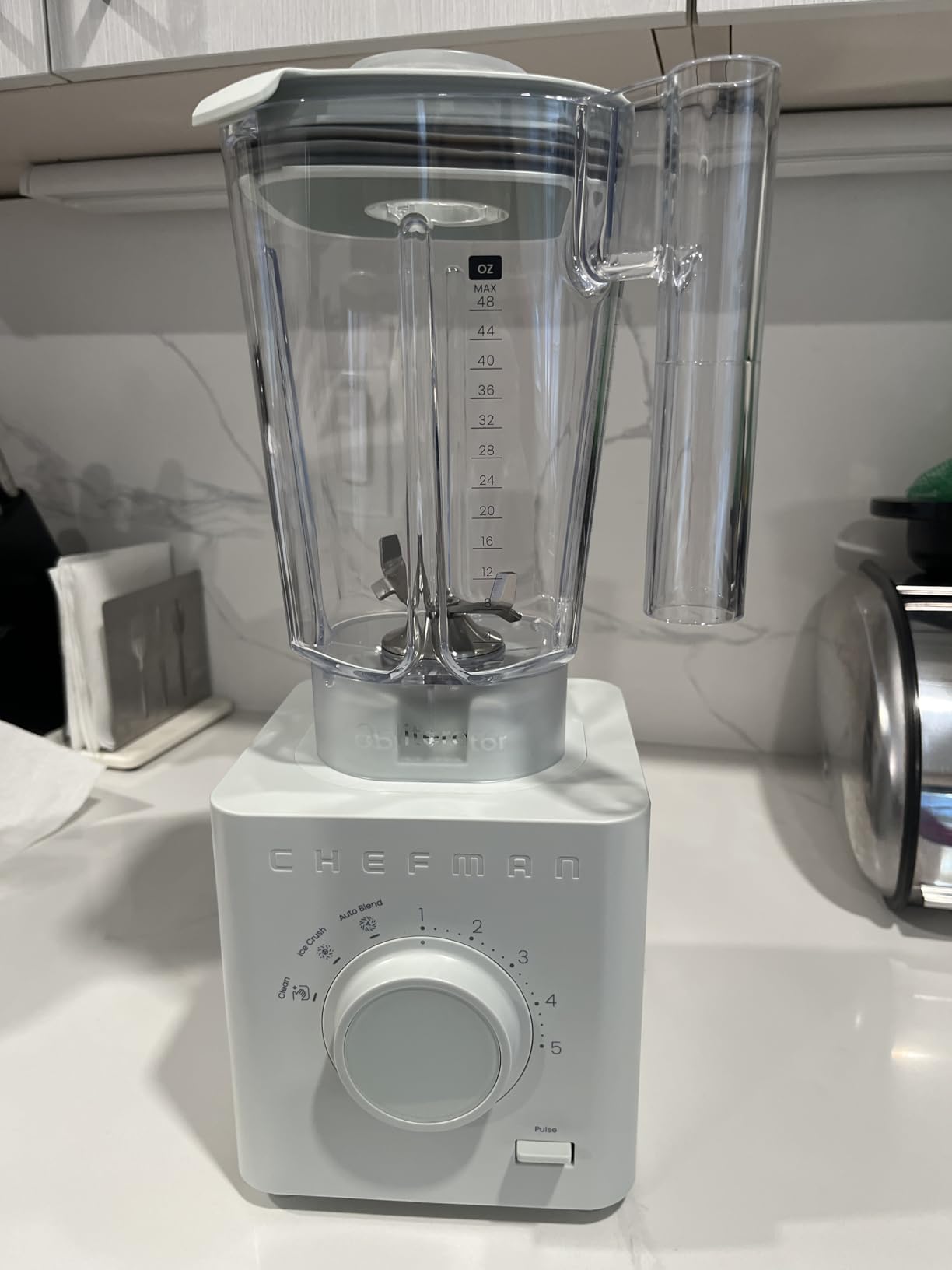 Chefman Obliterator 48 oz Countertop Blender for Smoothies, 1380W Motor to Crush Ice, Nuts, and Frozen Fruit with Stainless Steel Blade, Auto Blend Function, Includes Tamper and Scraper customer photo 2