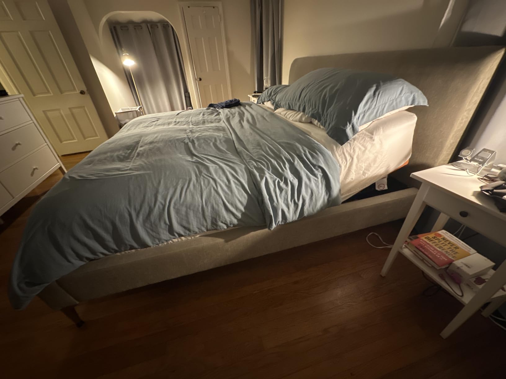 ESHINE Split King Adjustable Bed Frame with Lumbar Support Smart App | Bed Base, Zero Gravity, Head-Pillow-Tillt, Under Bed Light, Dual USB, Ergonomic Incline, Wireless Remote, 6000 Series customer photo 2