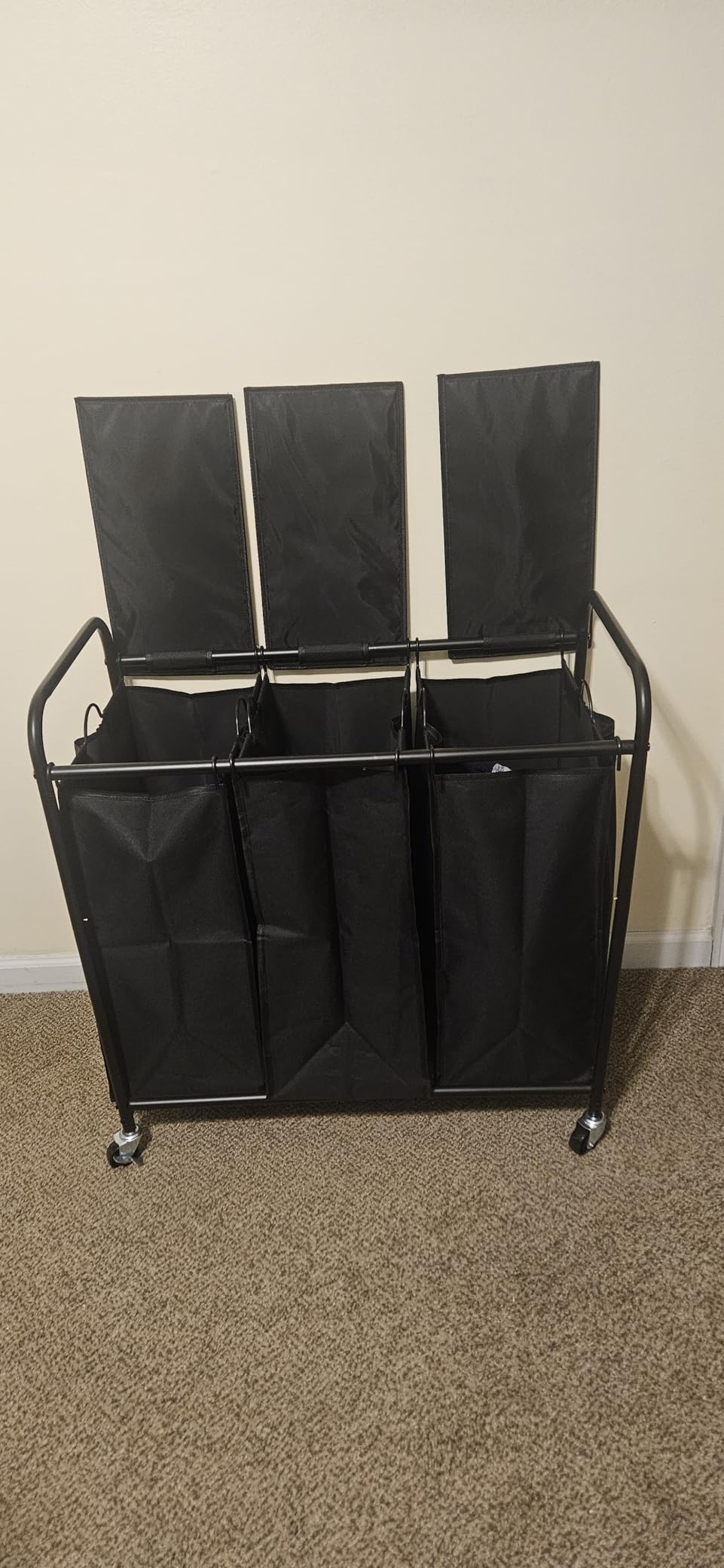 180L Laundry Sorter 3 Section, Rolling Laundry Basket with Wheels and Lid customer photo 2