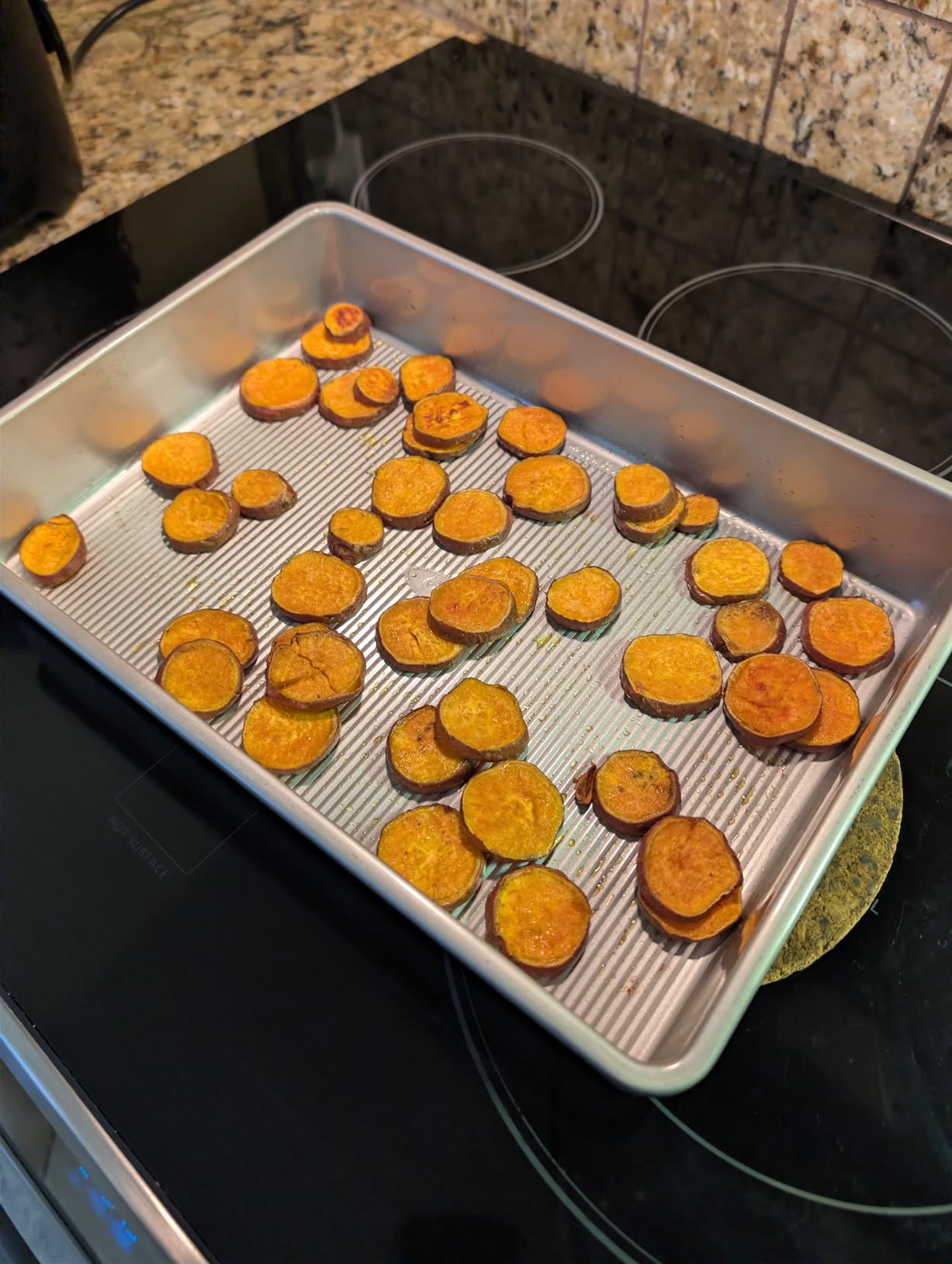 OXO Good Grips Non-Stick Pro Clear Coated Metal Bakeware Half Sheet Pan, Baking Sheet customer photo 1