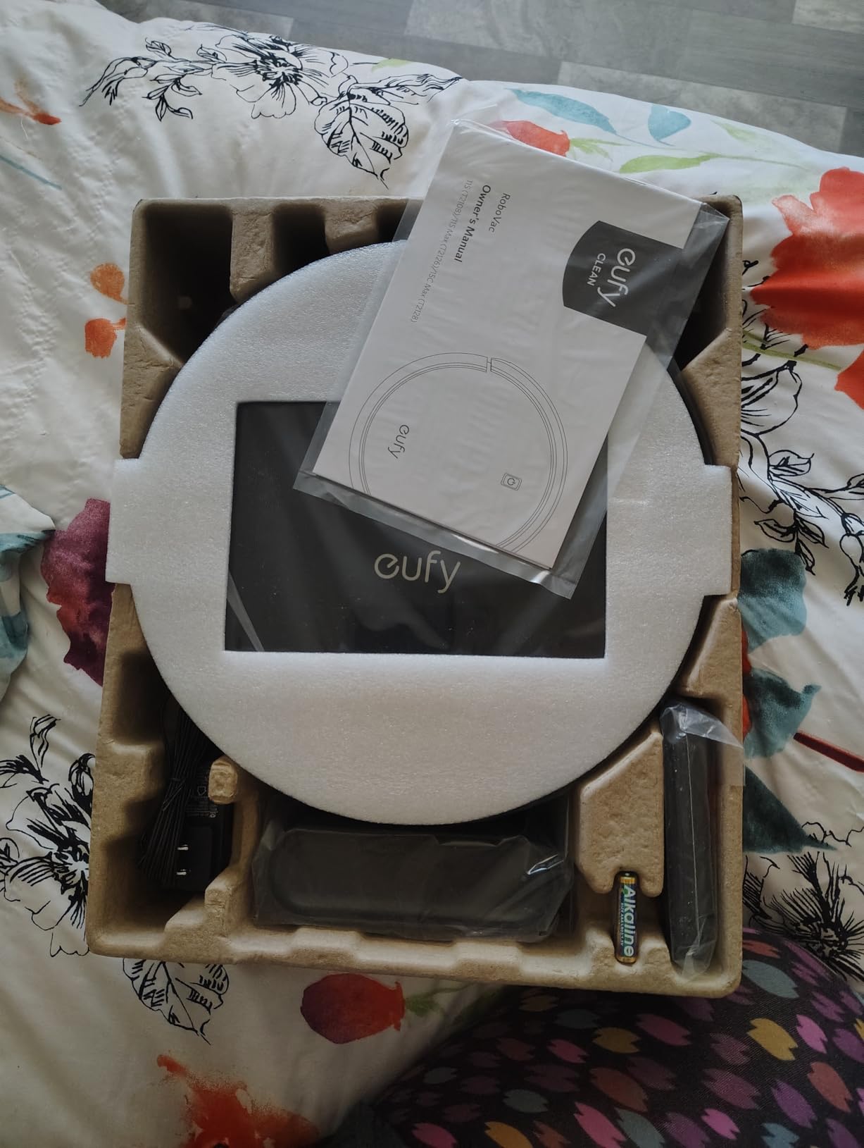 eufy C28 Robot Vacuum Cleaner and Mop Combo, 15,000 Pa, HydroJet Roller Mop | Zero-Tangle for Pet Hair, Auto Mop Washing&Drying, Self-Emptying&Refilling, Upgraded from X10 Pro, 2026 New customer photo 2