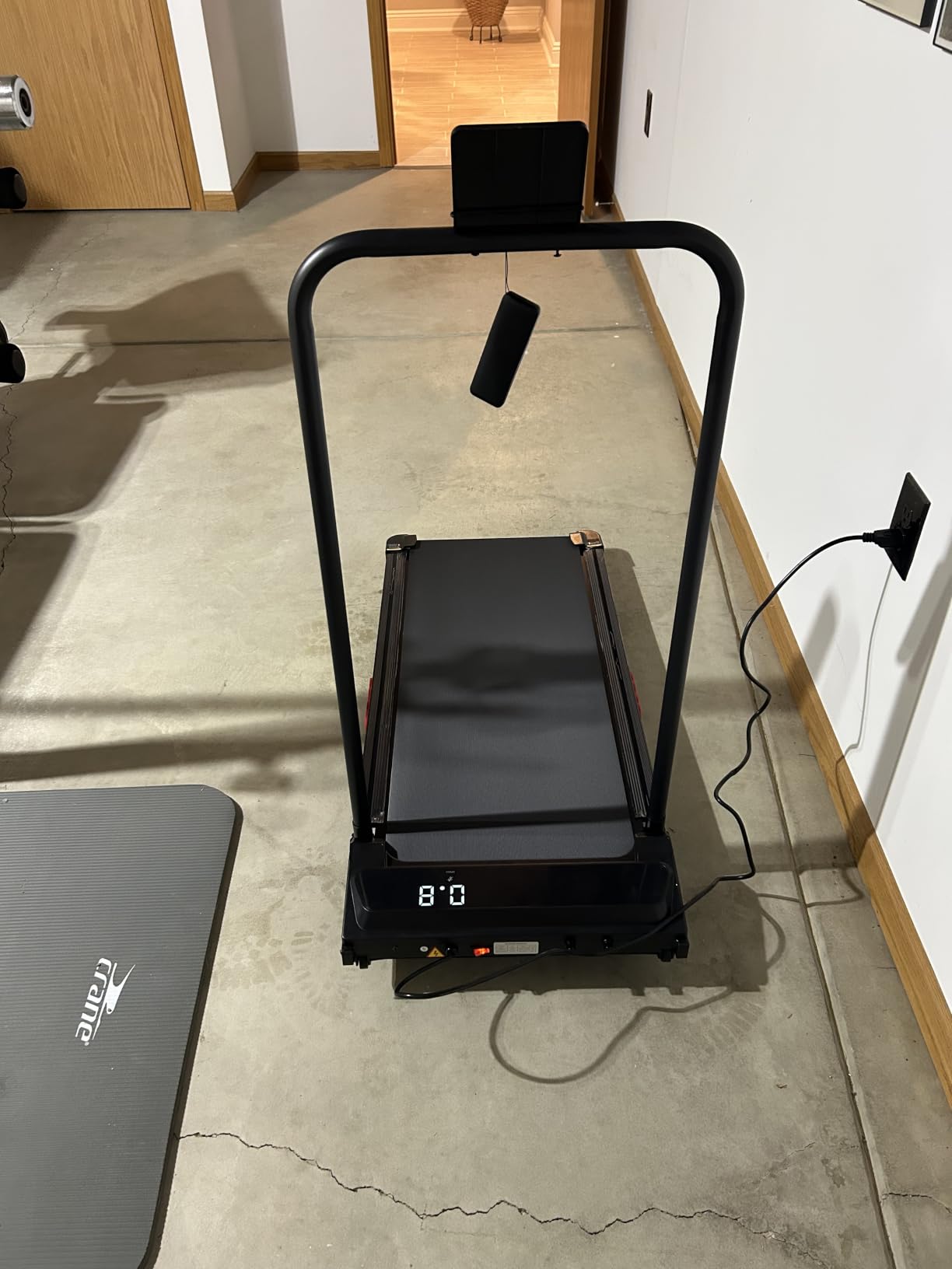 Portable Walking Pad Treadmill with Incline and Handle Bar for Home 3.0HP Mini Walking Pad with Handle Bar, 0.6-7.6MPH Treadmill for Small Spaces, 350LBS Treadmills with Handles customer photo 1