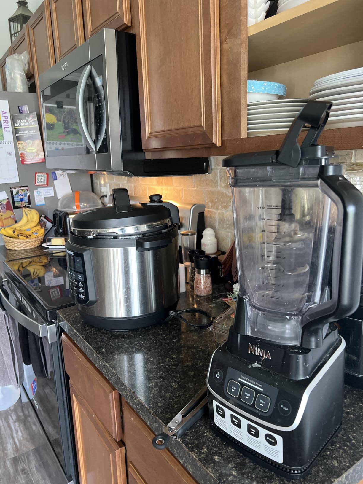 Ninja UltraCrush Professional Blender, 1000W, 72oz Pitcher, 3 Speeds, BP201 | 1000W Total Crushing blades power through ice & fruit. XL 72-oz pitcher, 3 manual speeds plus pulse. Dishwasher safe. customer photo 2