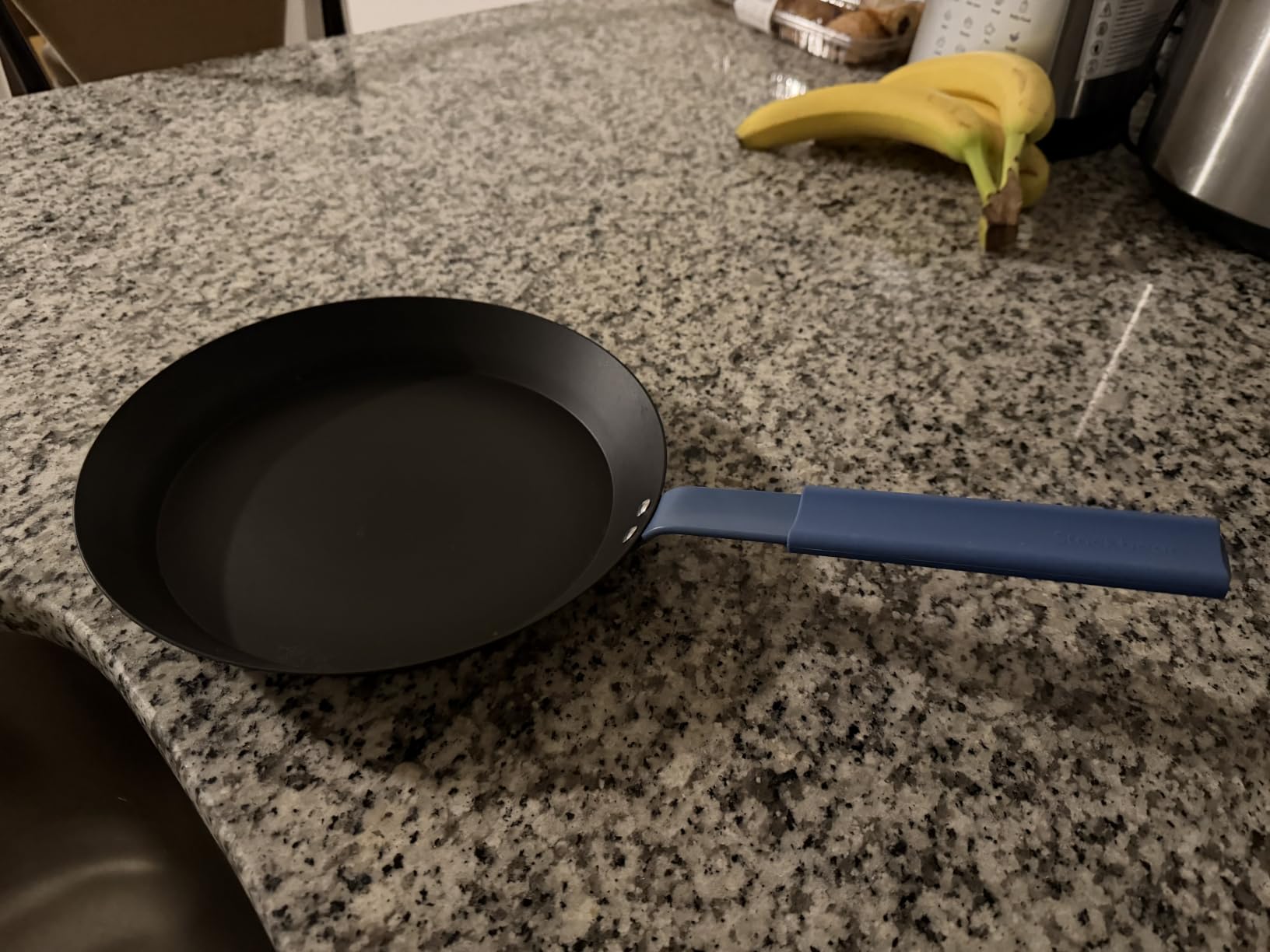 10 Inch Carbon Steel Frying Pan, Nitrided Preseasoned Skillet | Natural Patina Development with No Chemical Coating; Versatile Size for Daily Cooking & High-heat Searing customer photo 2