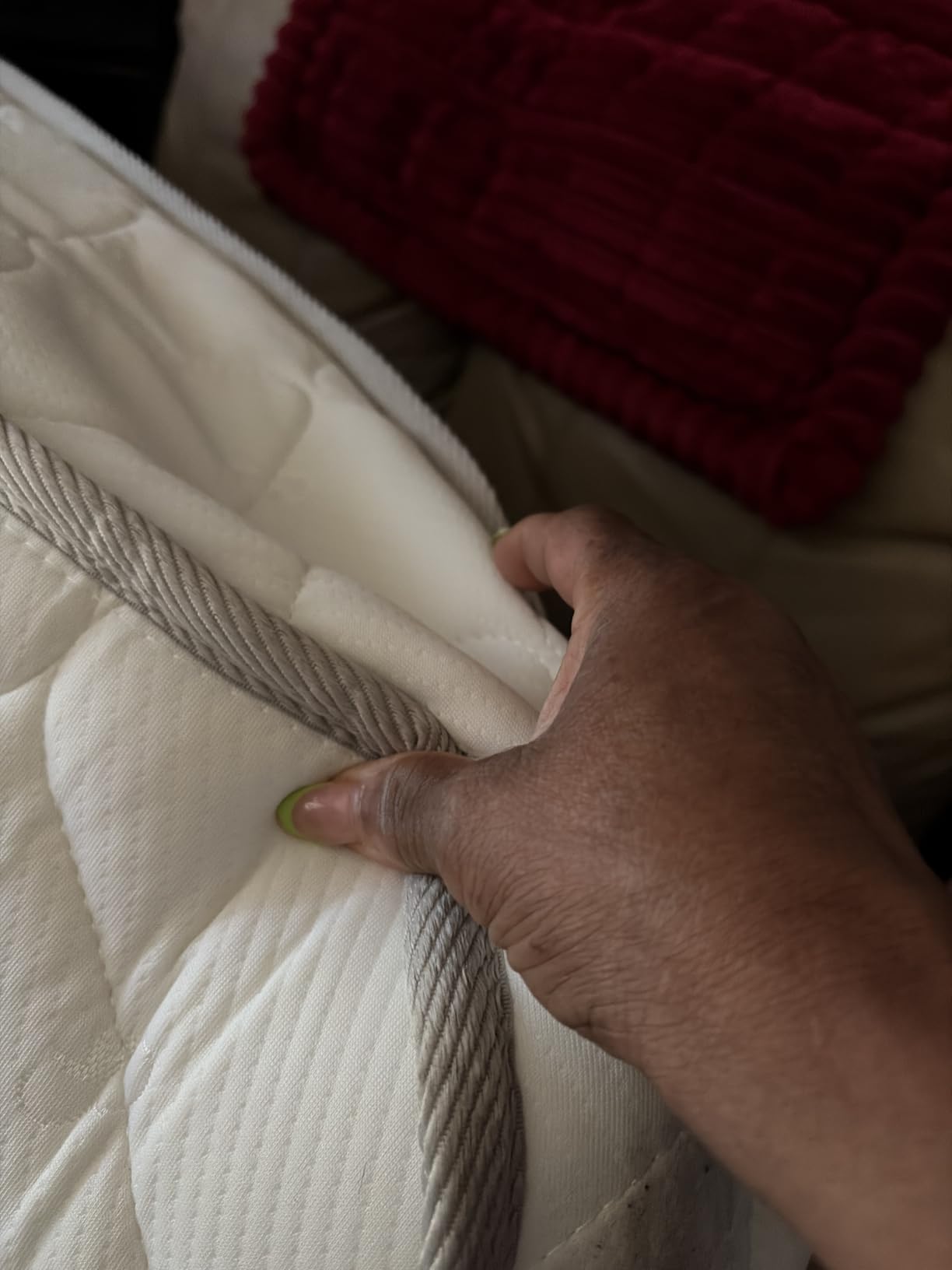 Neo Sleep Queen 12 Inch Hybrid Pocket Spring Mattress, Motion Isolation customer photo 1