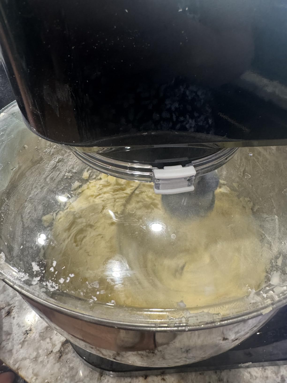 1500W 8.45QT Stand Mixer, 6-Speed Electric Dough Mixer with Whisk, Dough Hook & Beater, Large Capacity Kitchen Mixer for Baking Bread, Cakes, Salad and Cookies (Black) customer photo 1