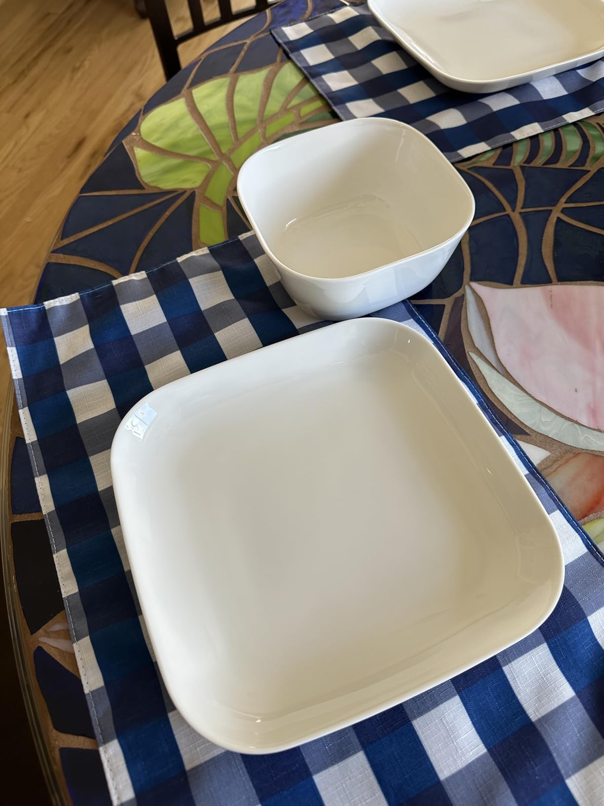 Lenox Studio 1414 Scallop Bone China 16-Piece Dinnerware Set for 4, Dishwasher Safe, Chip Resistant customer photo 2