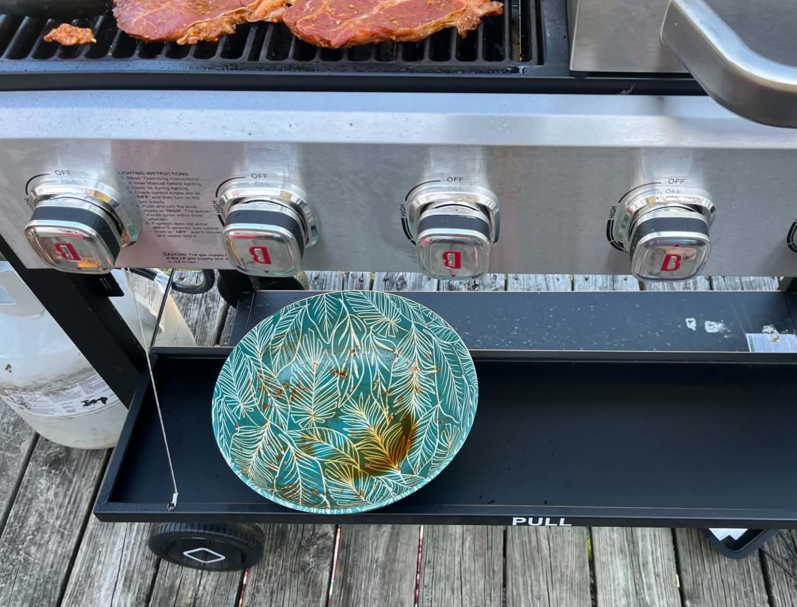Flintex Gas and Charcoal Grill Combo with Griddle, Propane Grill Griddle Combo with Dual Fuel BBQ System, 720 sq.in. Cooking Area, Porcelain-Enameled Cast Iron Grates and Pan customer photo 2