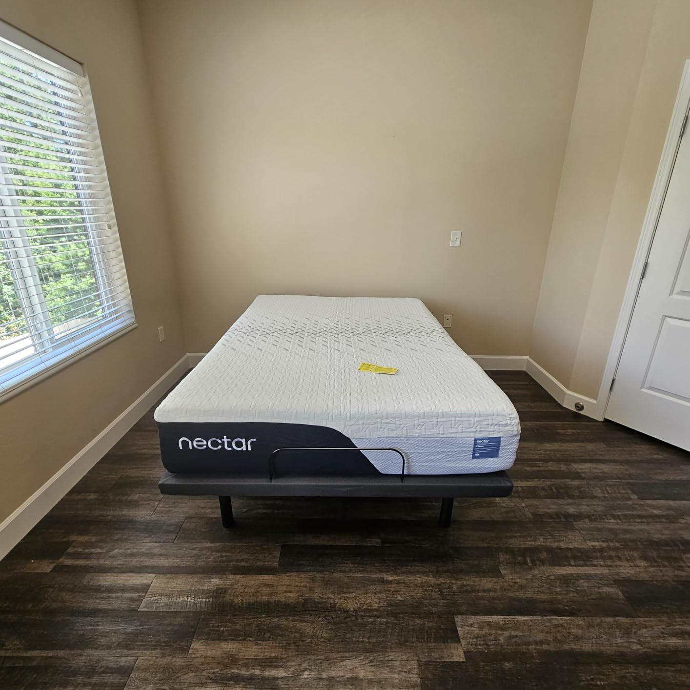 Nectar Premier Adjustable Base, Split King, Head & Foot, Massage | Wireless Remote, 3 Massage Settings, 4 USB Ports, Anti-Snore & Zero Gravity, No-Tool Assembly customer photo 1