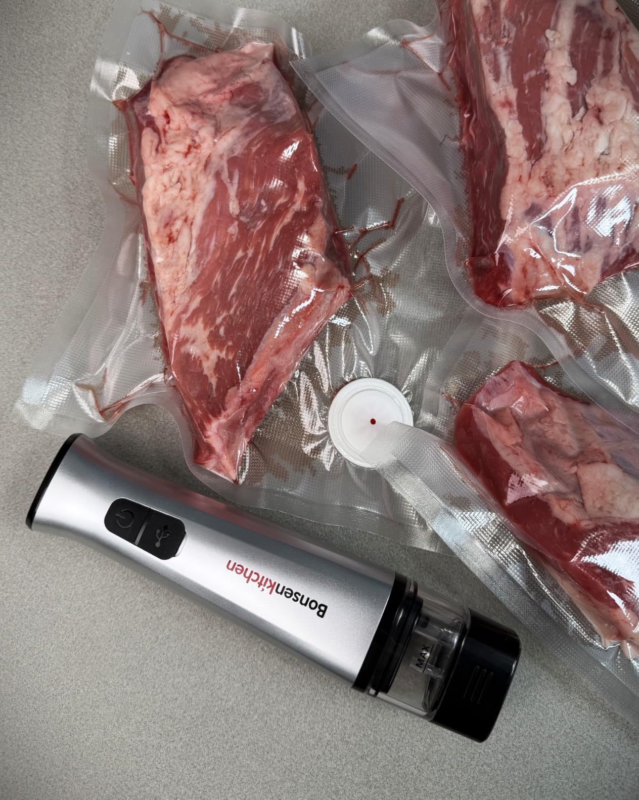 Bonsenkitchen Handheld Vacuum Sealer for Travel, 30 Reusable Bags | Compact Food Saver Vacuum Sealer, 6X Freshness Preservation, Rechargeable, Detachable Visible Water Tank, Auto Stop, Low-Noise customer photo 1