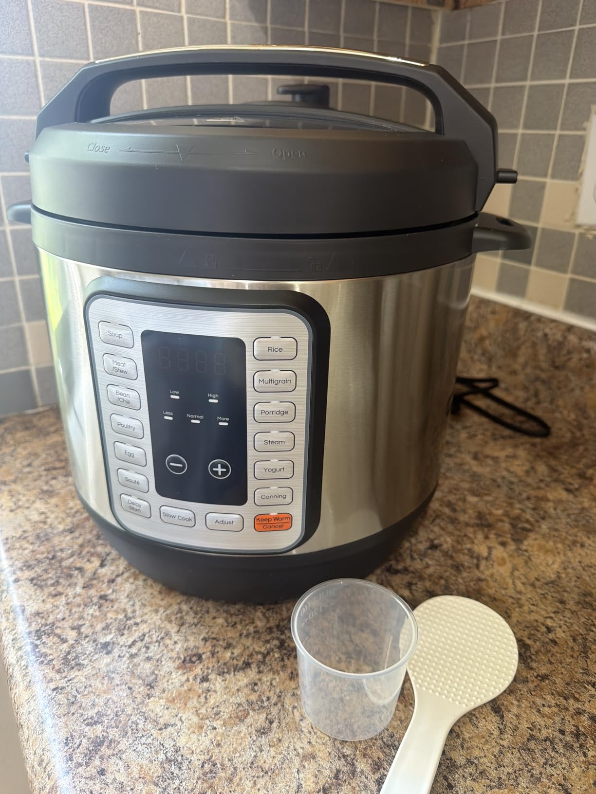 DUMOS 16-in-1 Electric Pressure Cooker, 6QT Programmable Multi Cooker with 12 One-Touch Presets, Soup Steam Yogurt and More, Ceramic Inner Pot Delay Start & Keep Warm, Silver customer photo 2